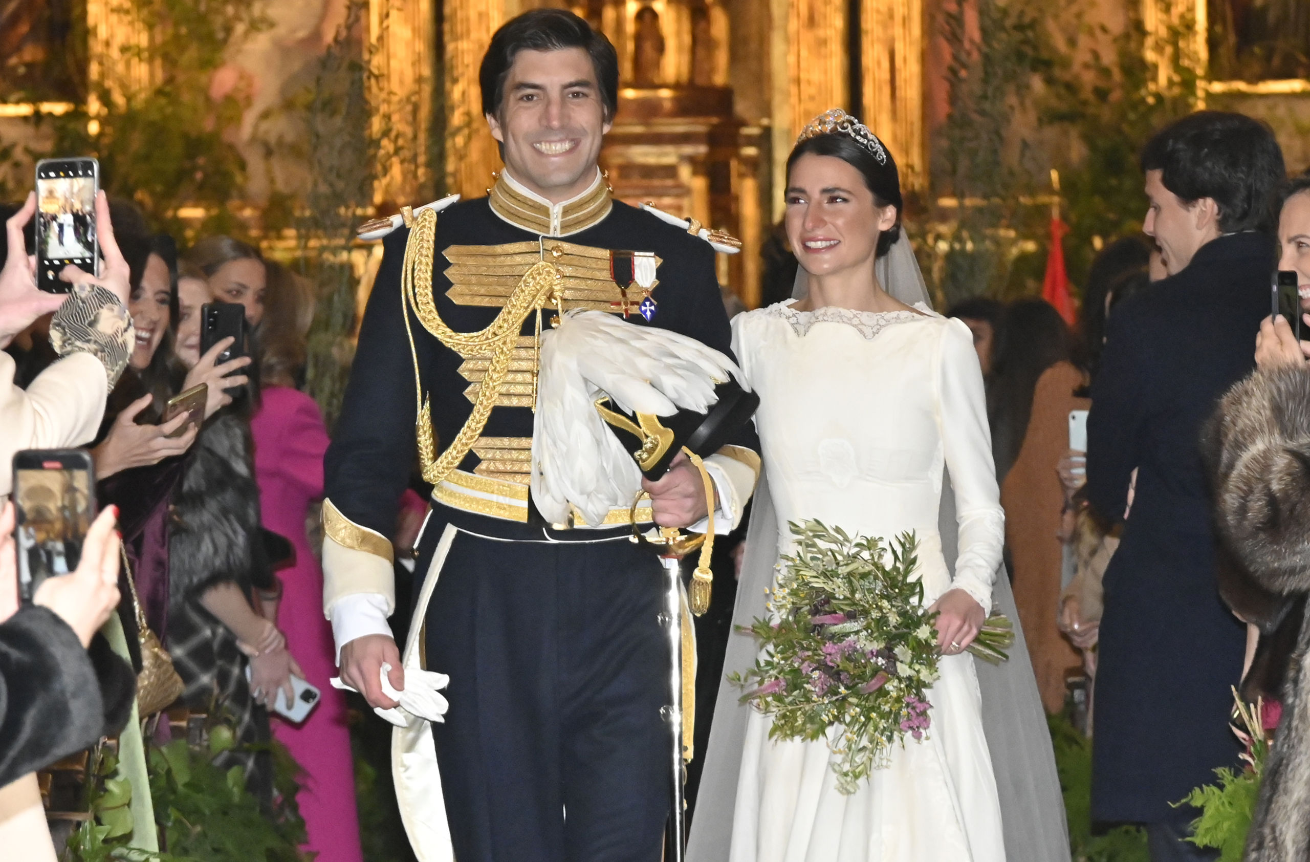 Las mejores imágenes de la espectacular boda de Ana, la hija de Carlos Sainz, y Rodrigo Fontcuberta