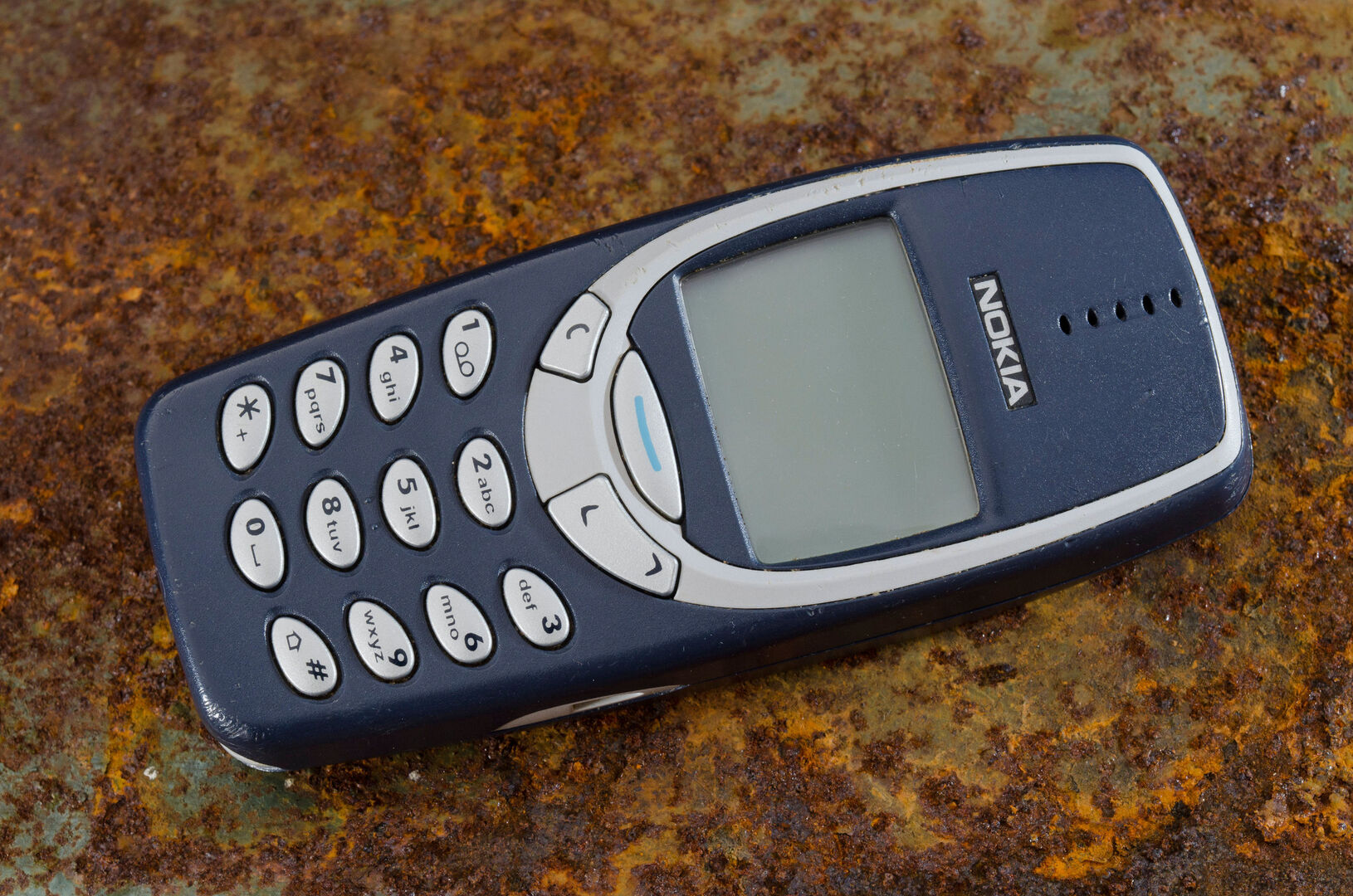 Nokia cambia de logo para que la dejen de asociar con los teléfonos móviles  - Libre Mercado