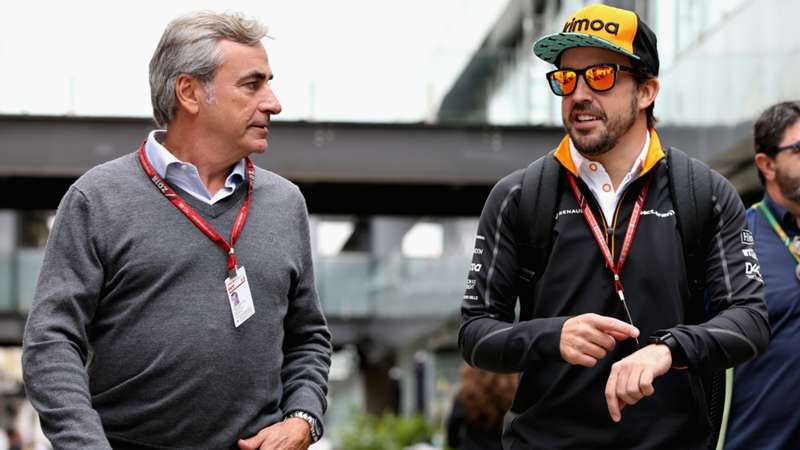 El parecido más que razonable entre Sainz "padre" y Fernando Alonso