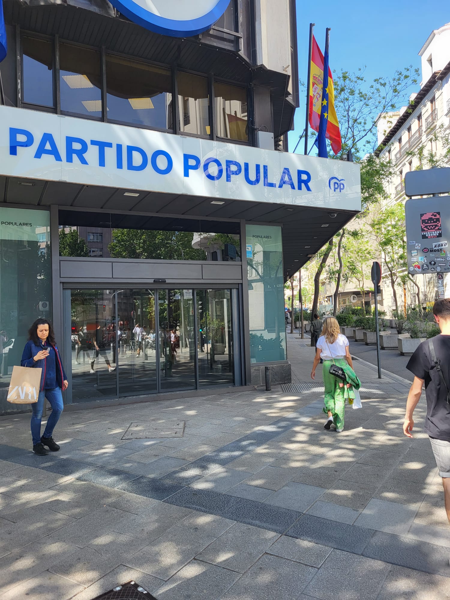 yolanda-diaz-3-paseo-210423.jpeg