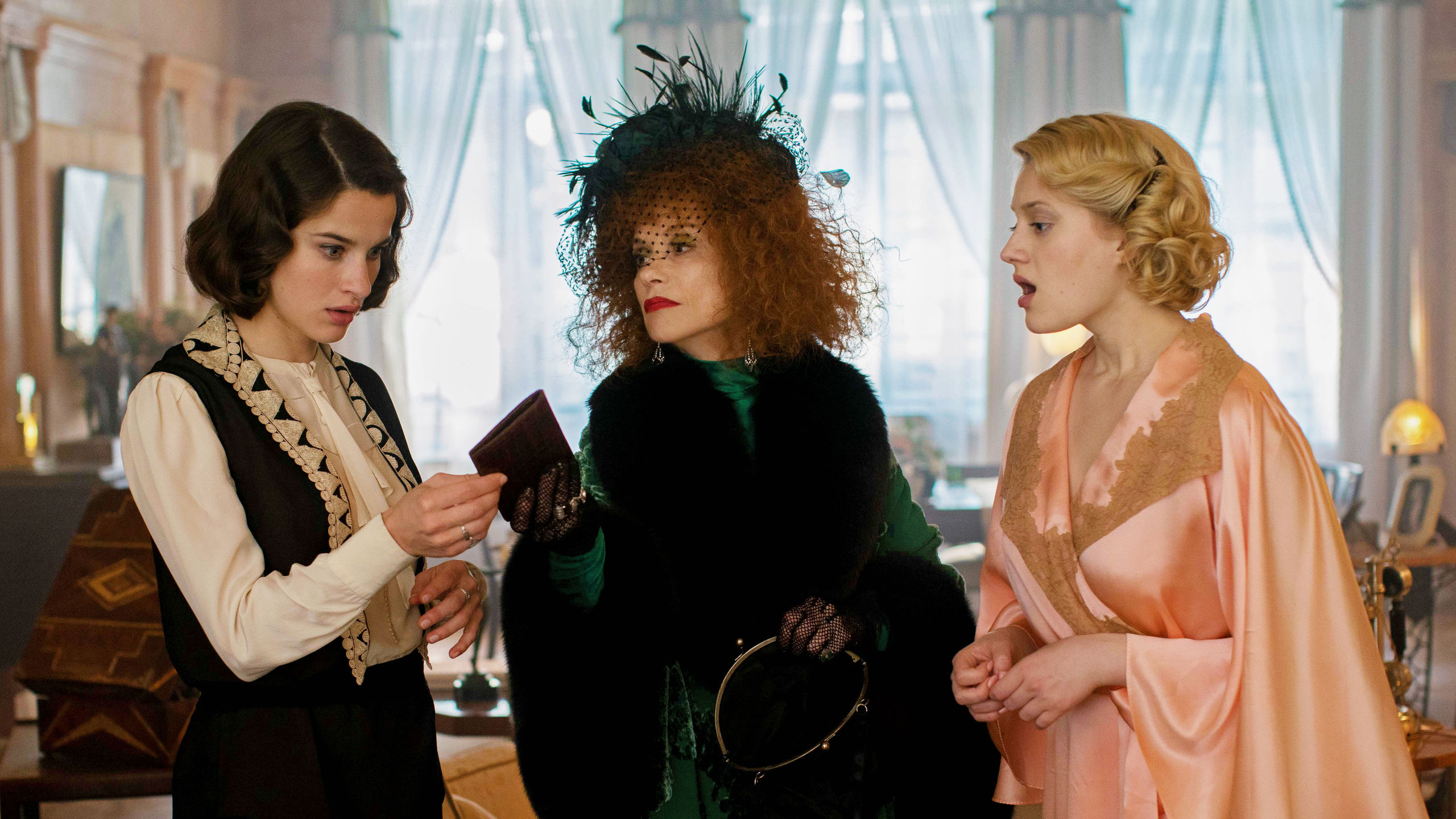 mi-crimen-huppert.jpeg