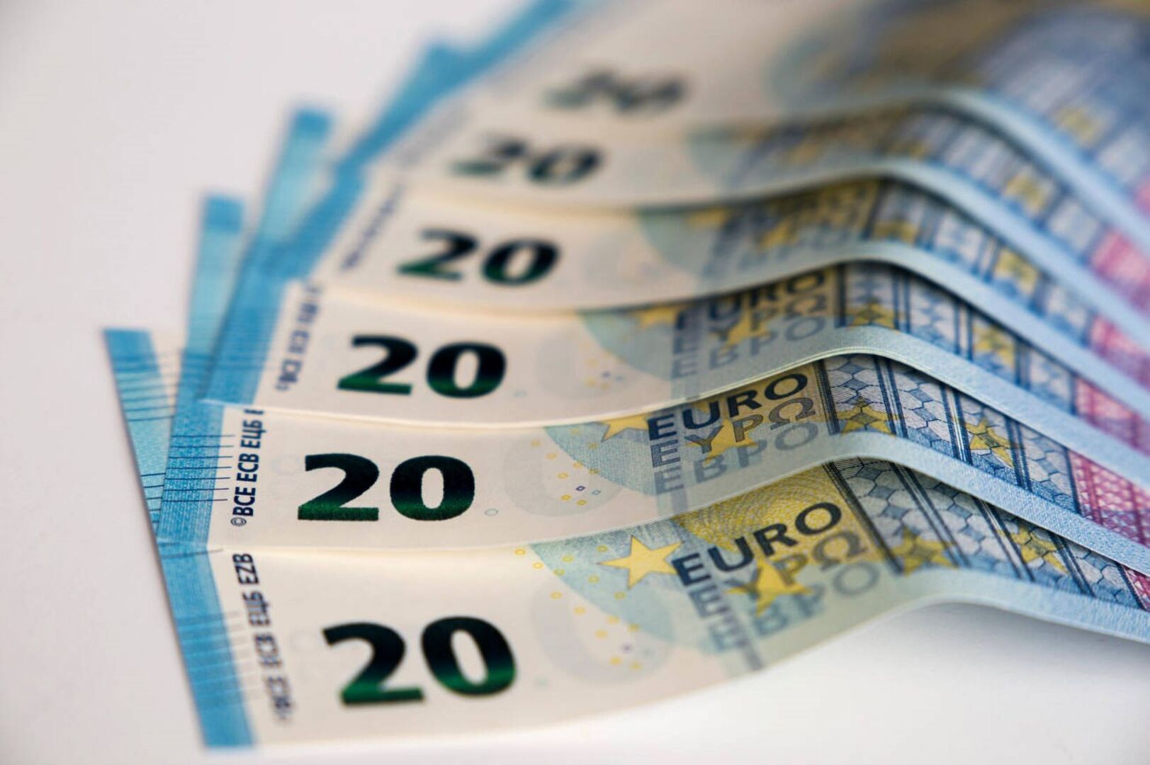 Cuál será el diseño de los nuevos billetes de euro?: Pájaros y ríos entre  las opciones