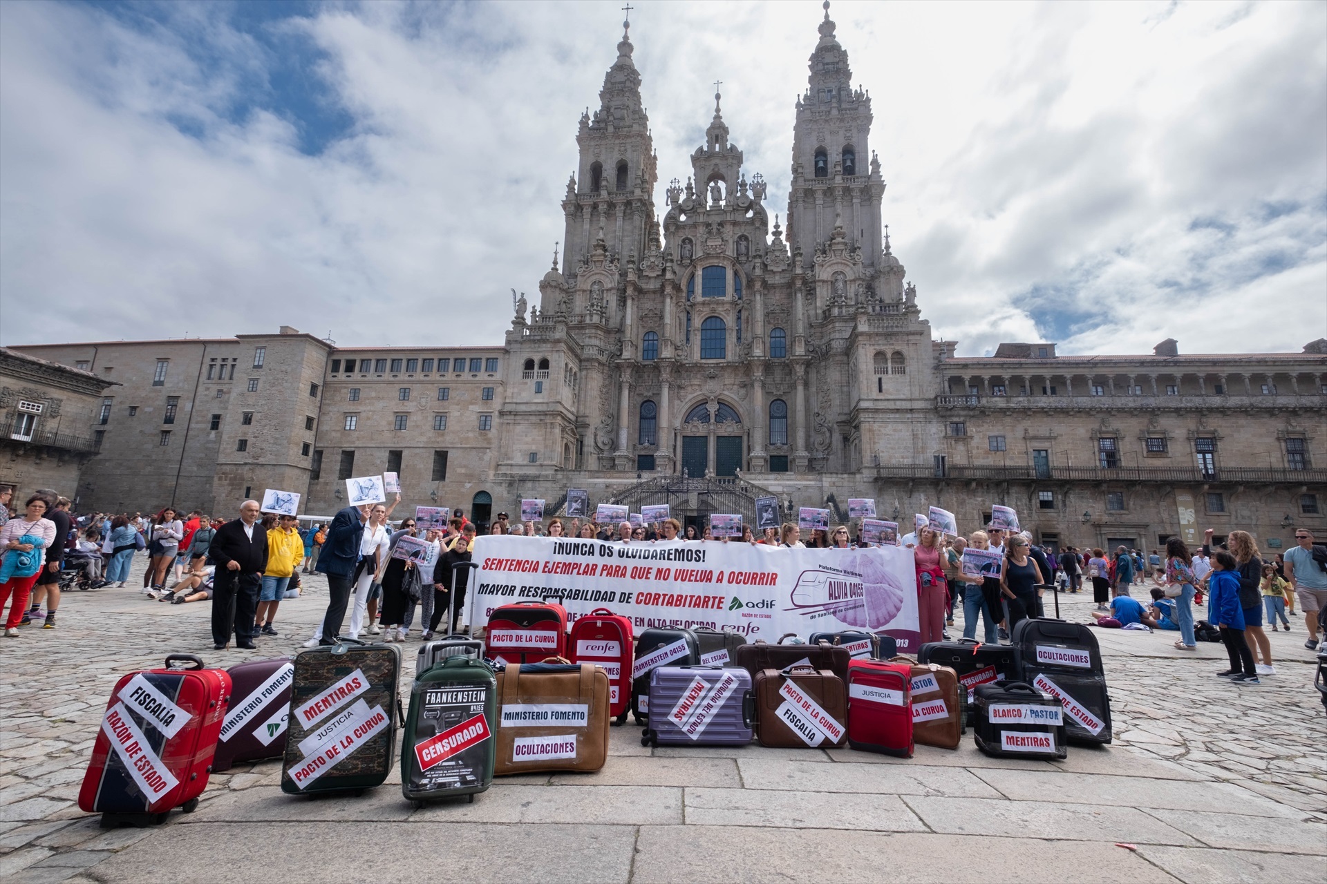 Las víctimas del Alvia señalan a Pardo de Vera y denuncian que el Estado sigue sin asumir responsabilidades