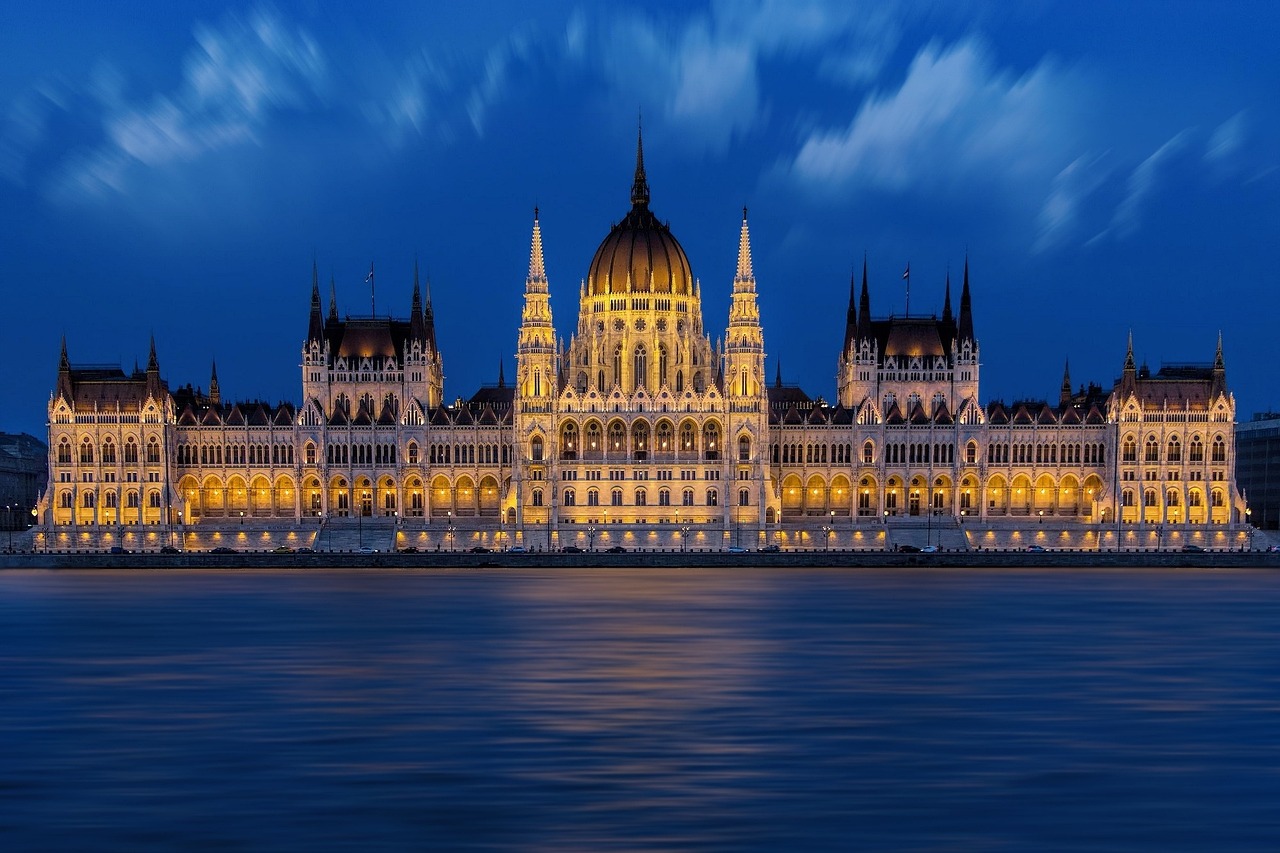 budapest-parlamento.jpg