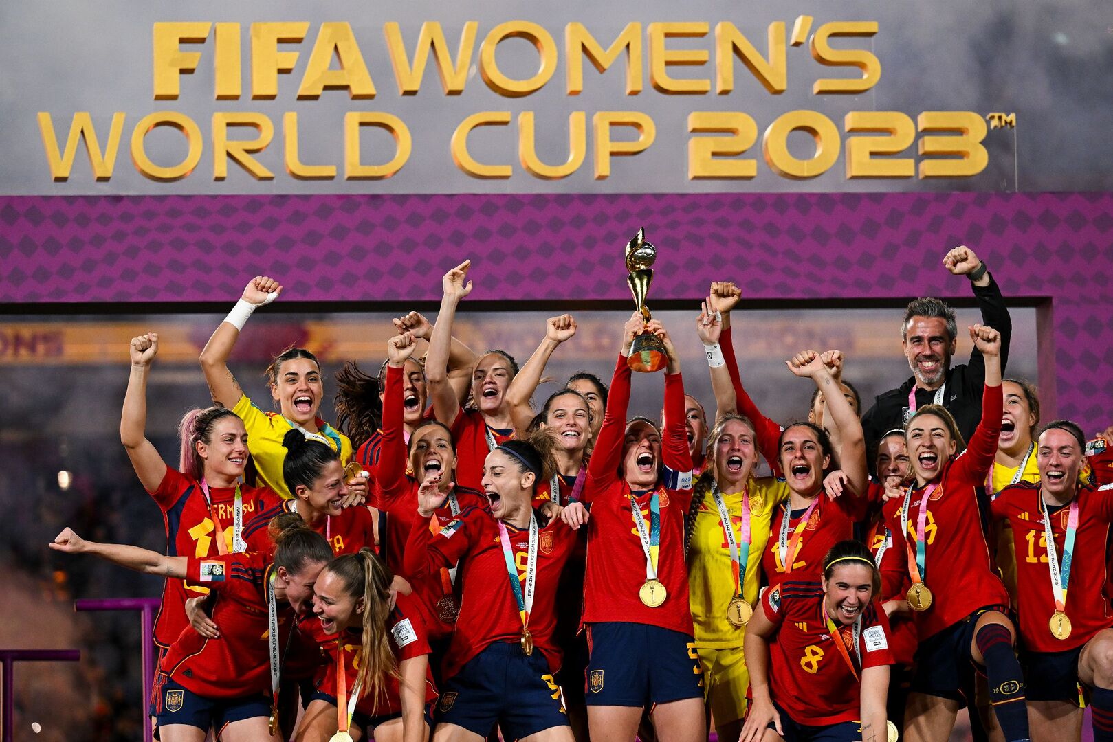 Las chicas del mundial femenino de fútbol cobraron 4,4 veces más que