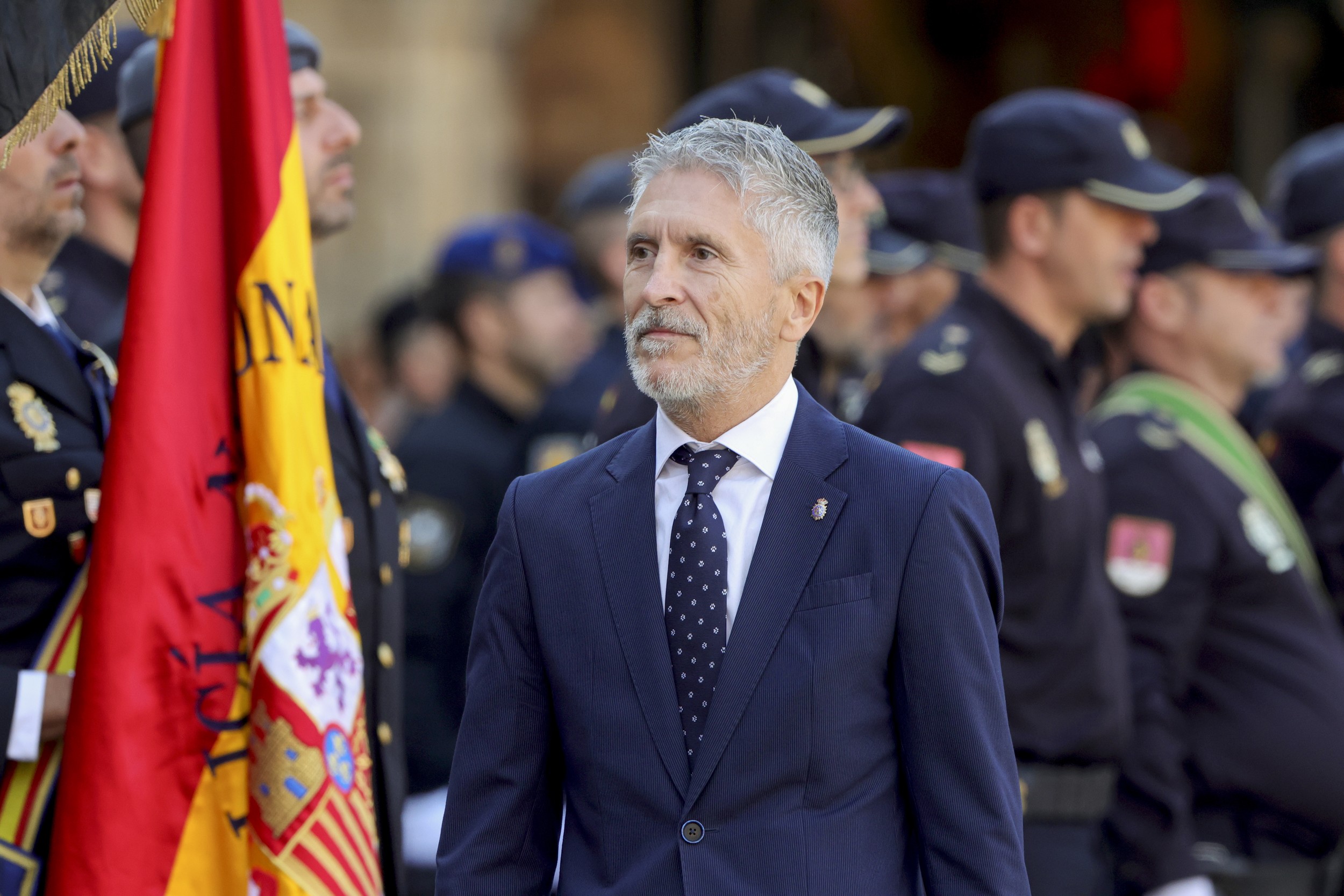 Marlaska, a los sindicatos de la Policía Nacional: "No se va a traspasar Extranjería a Cataluña"