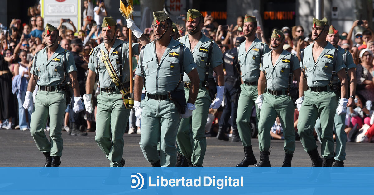 Desfile completo del Día de las Fuerzas Armadas 2024 en Oviedo