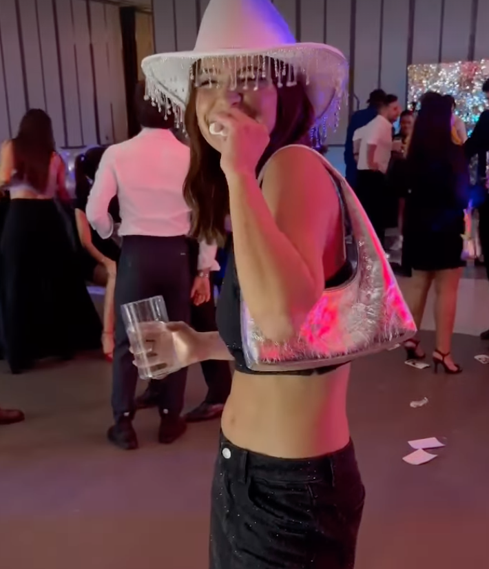 laura-escanes-fiesta.jpg