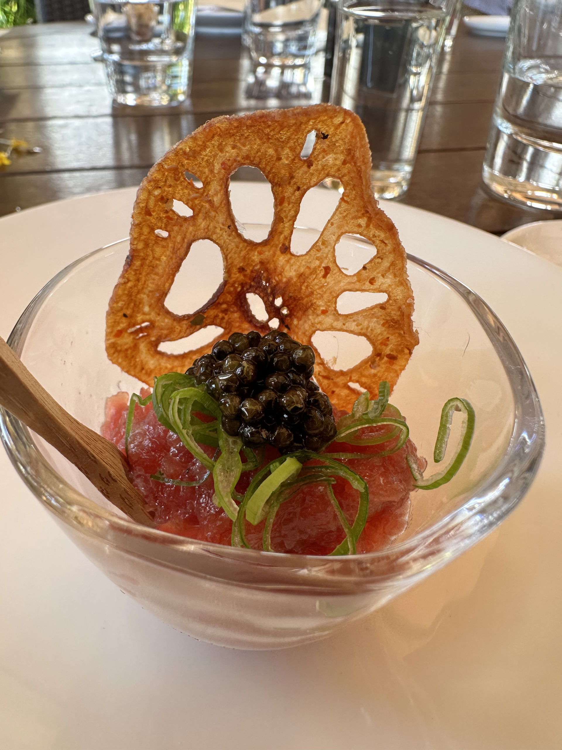zuma-ronqueo-atun-menu-tartar-espina.jpg