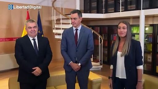 Puigdemont exige sanciones a las empresas que huyeron del golpe para aprobar los decretos de Sánchez