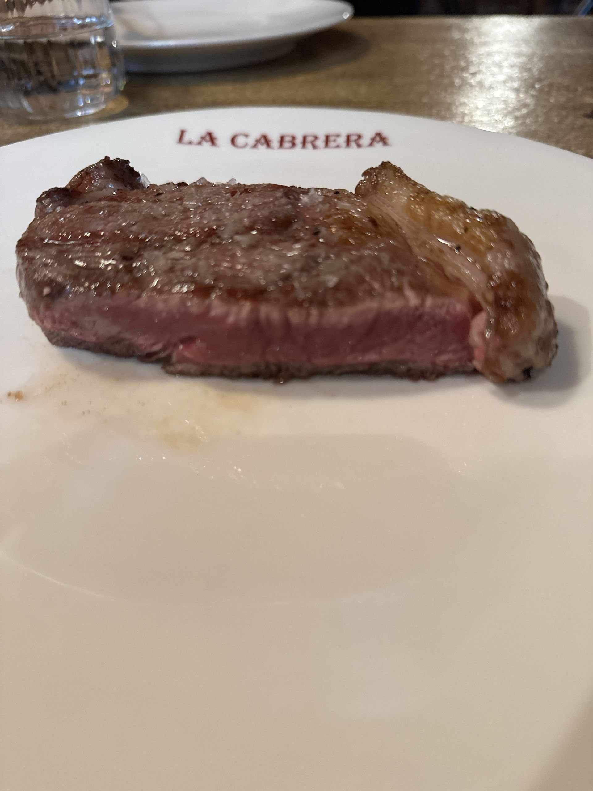 la-cabrera-ojo-bife-cortado.jpg