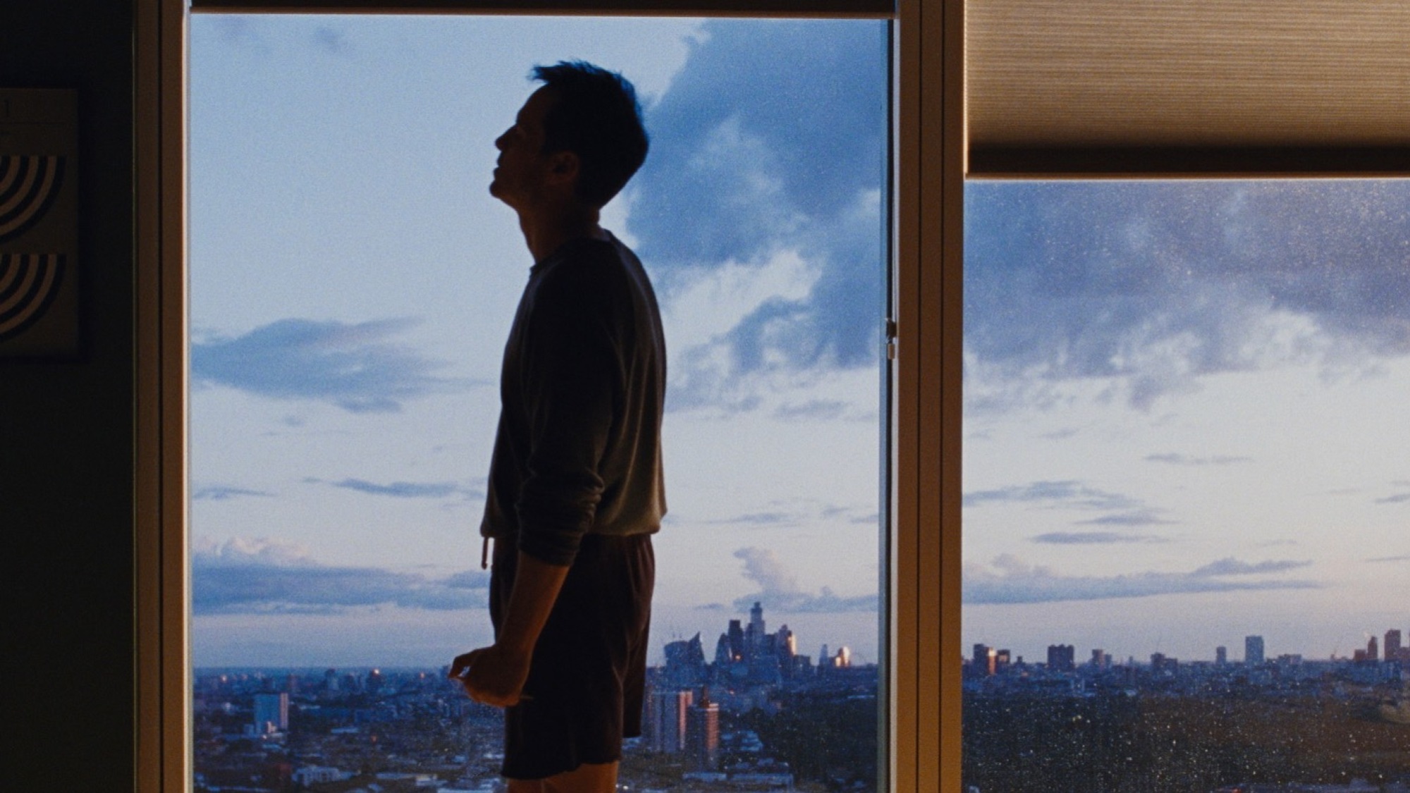 'Desconocidos': y sin esperarlo, una de mejores películas del año