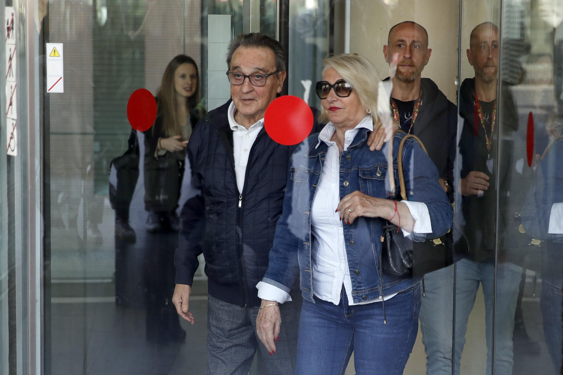 La Guardia Civil localiza 3 millones de euros en las cuentas bancarias de la pareja de Negreira