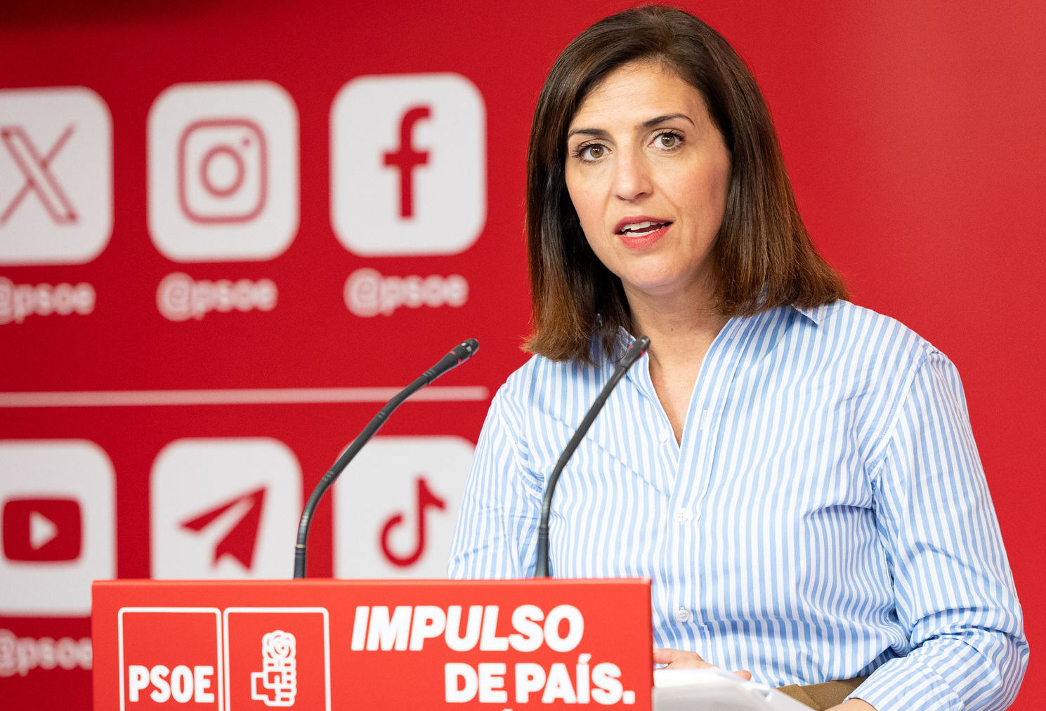 El PSOE justifica los insultos de Puente a Milei por "estar en un ambiente distendido"