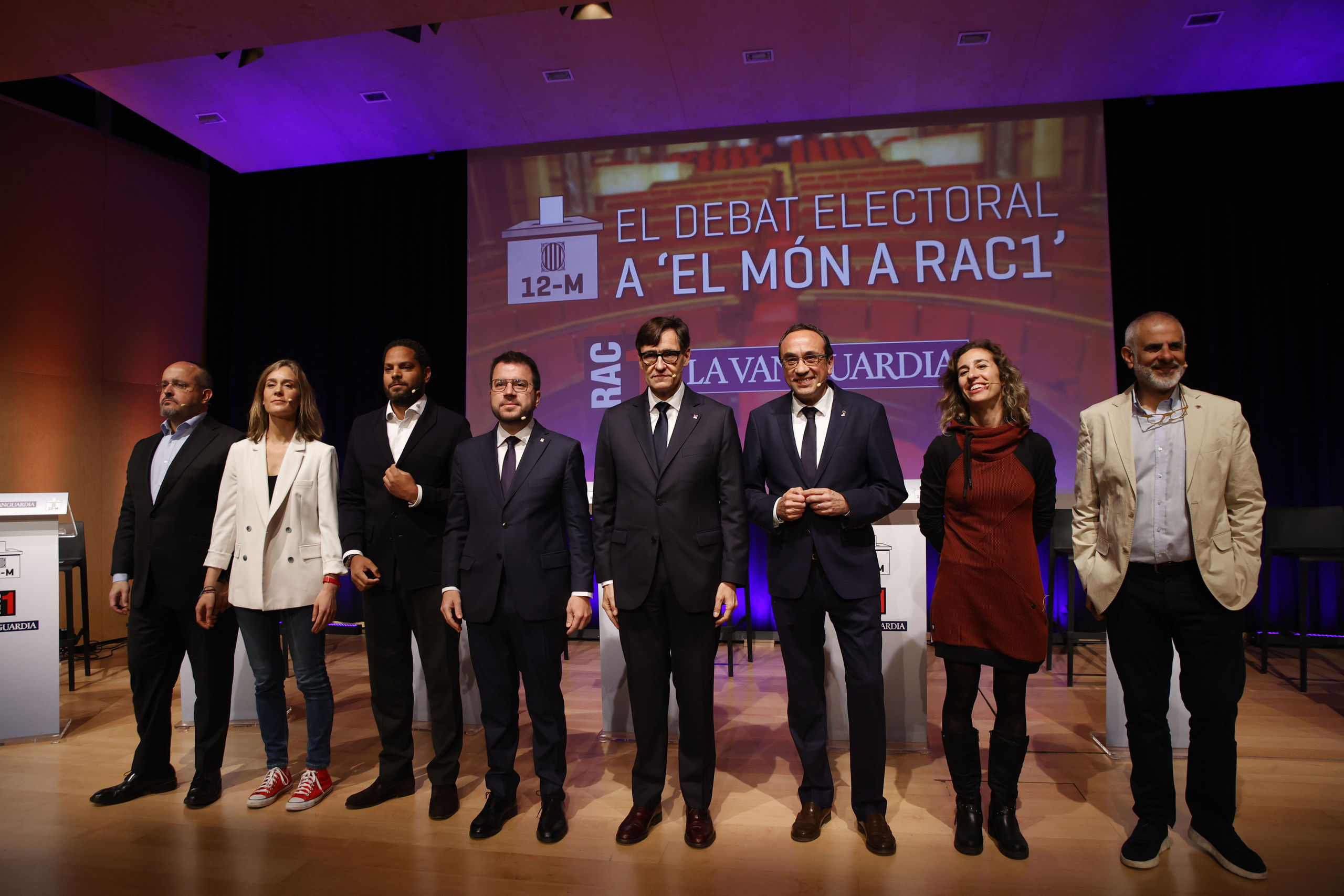 Tertulia de La Trinchera: Elecciones catalanas, anuncio de Sánchez o la crisis entre España y Argentina