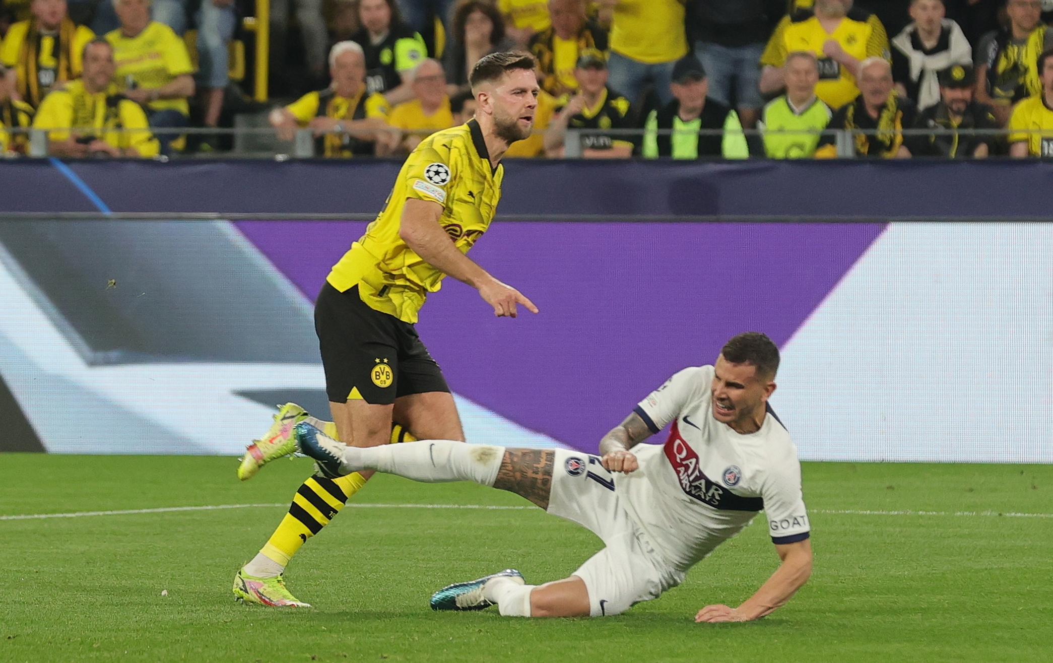 El Borussia Dortmund golpea primero ante el PSG en la Champions (1-0)