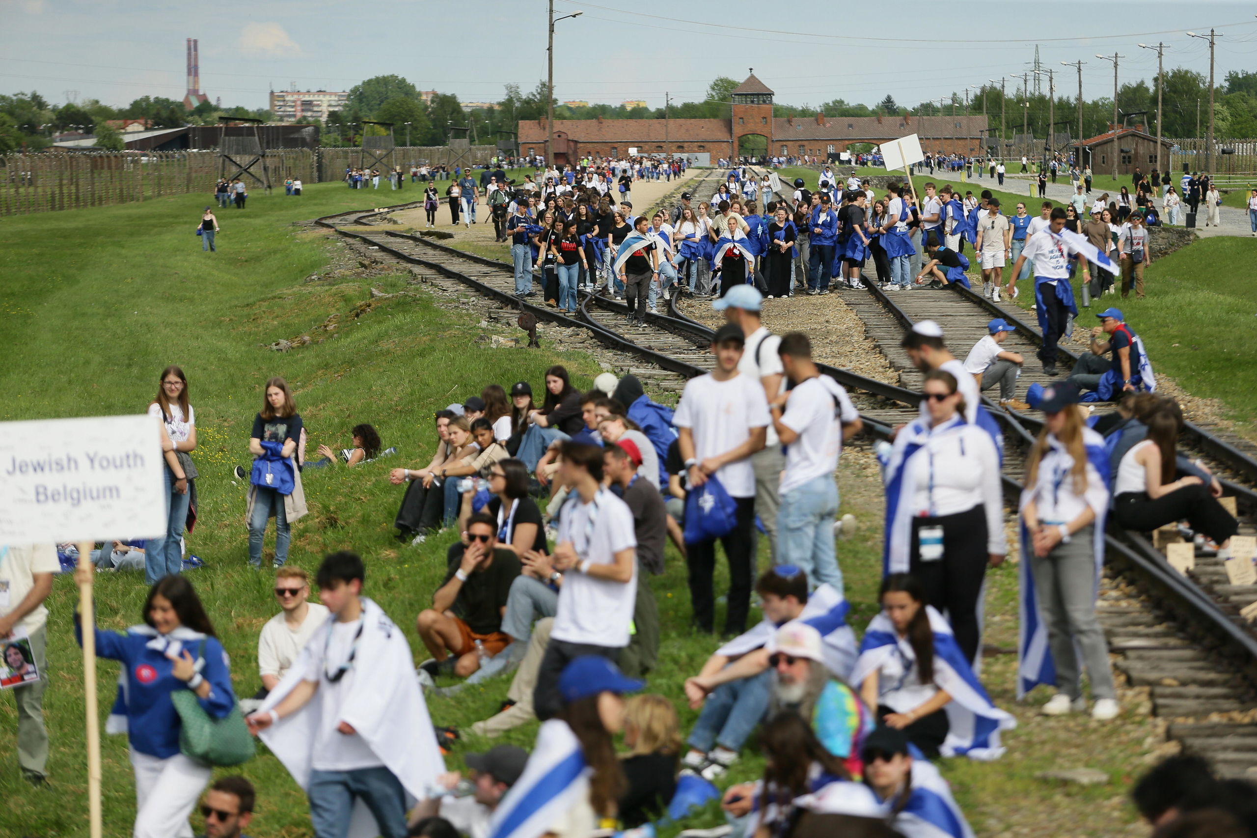 Celebran una protesta contra Israel en Auschwitz el día de la "Marcha de los Vivos"