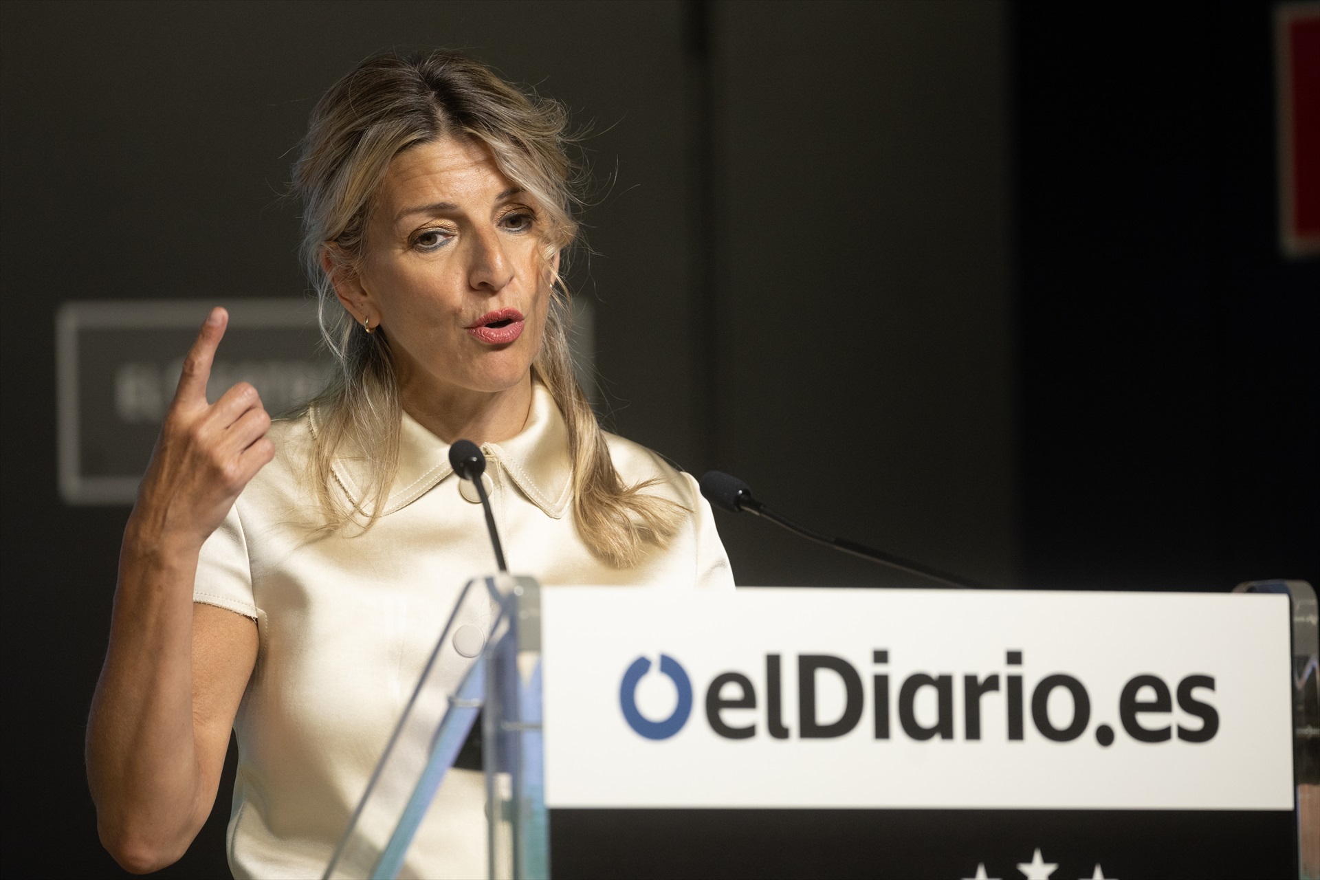 Una parte del Gobierno exige ya pasar a una nacionalización de la industria "estratégica" española