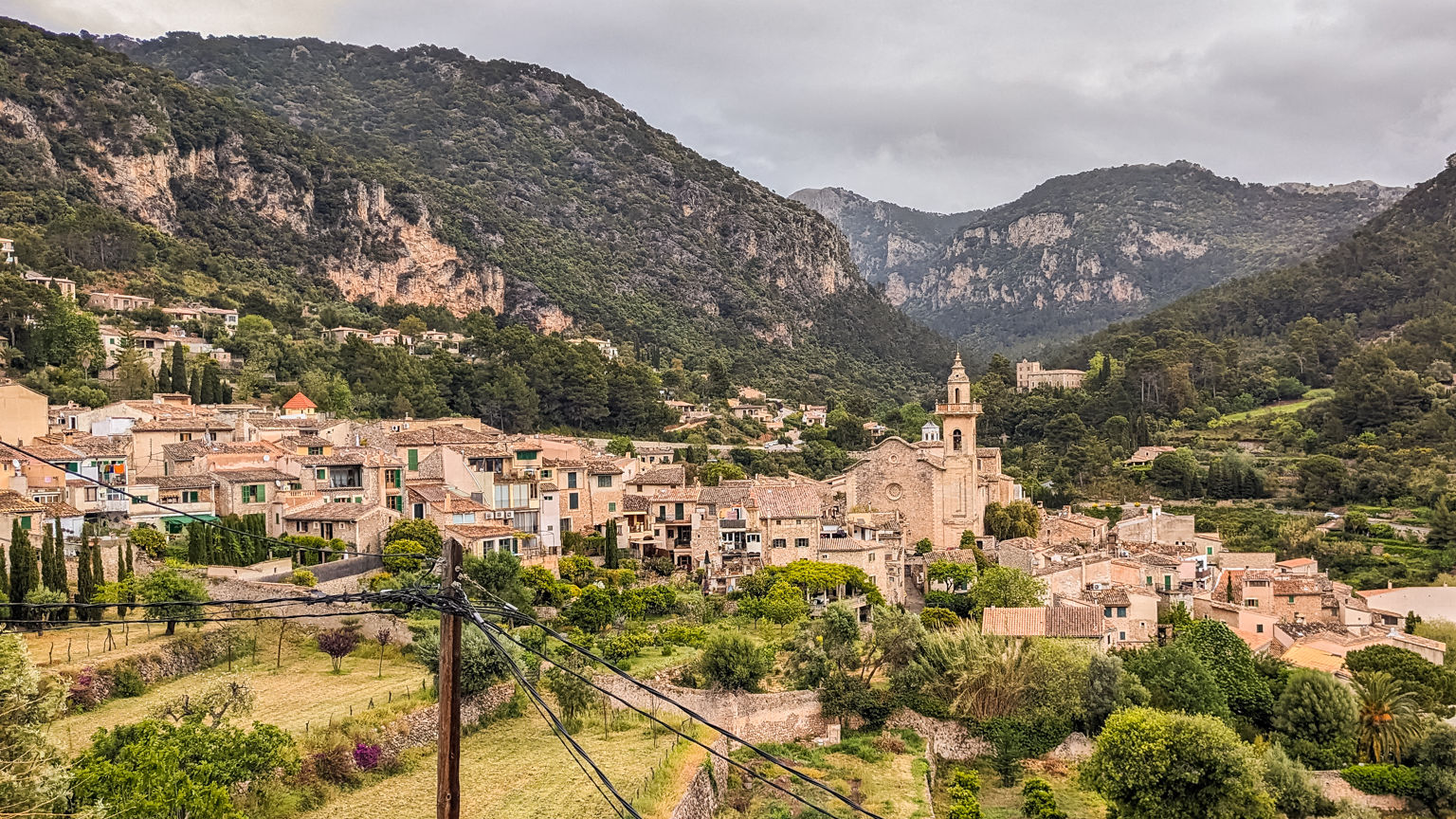 Mallorca sin sol y playa: una ruta 'slowtravel' por la sierra de Tramontana y tres de sus pueblos
