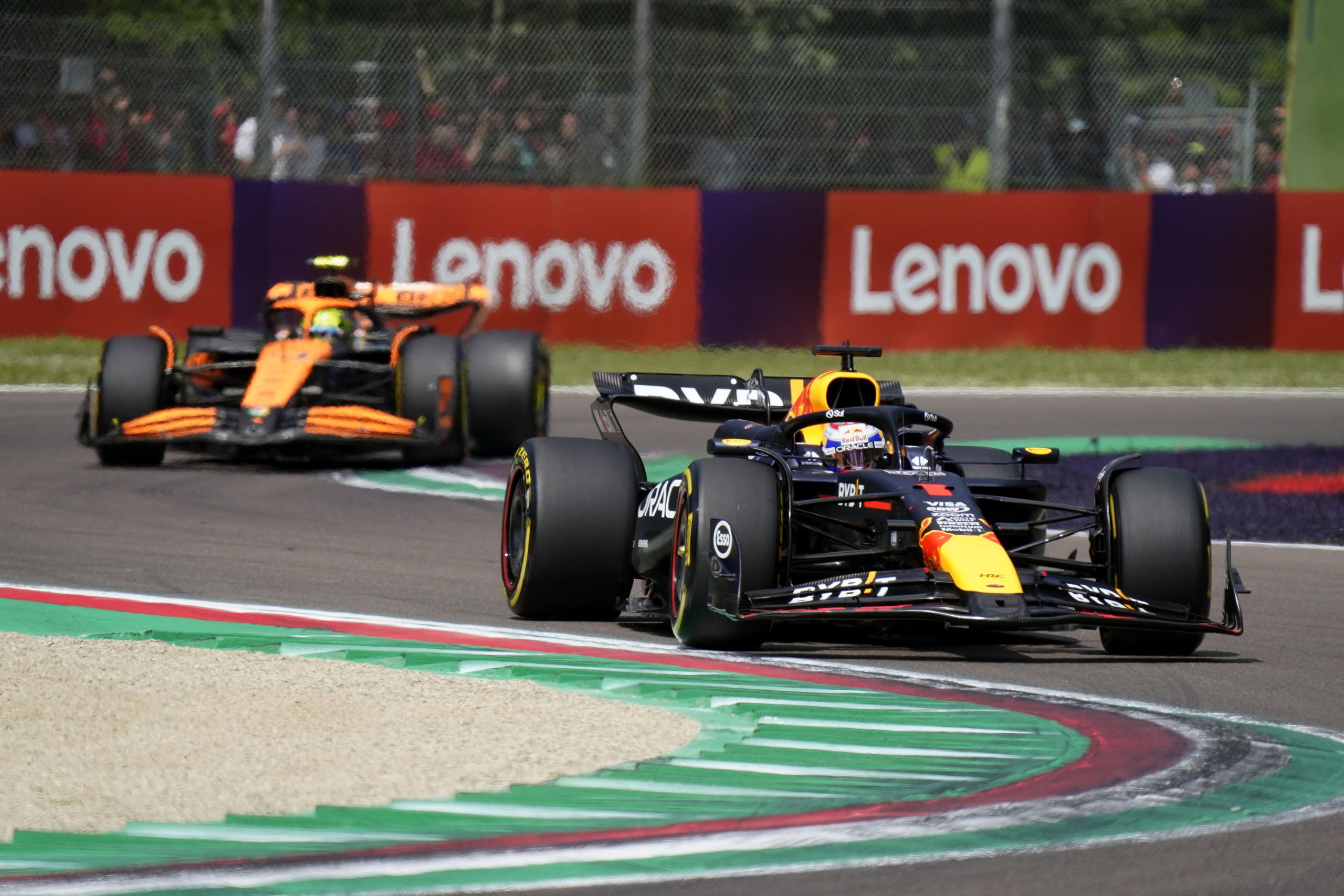Verstappen se impone en Imola en un fin de semana para olvidar para los pilotos españoles