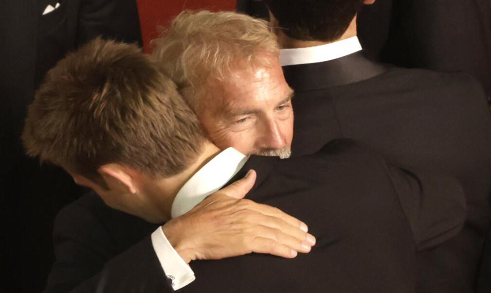 Cannes lleva a Kevin Costner a las lágrimas tras una ovación de once minutos a su western 'Horizon'