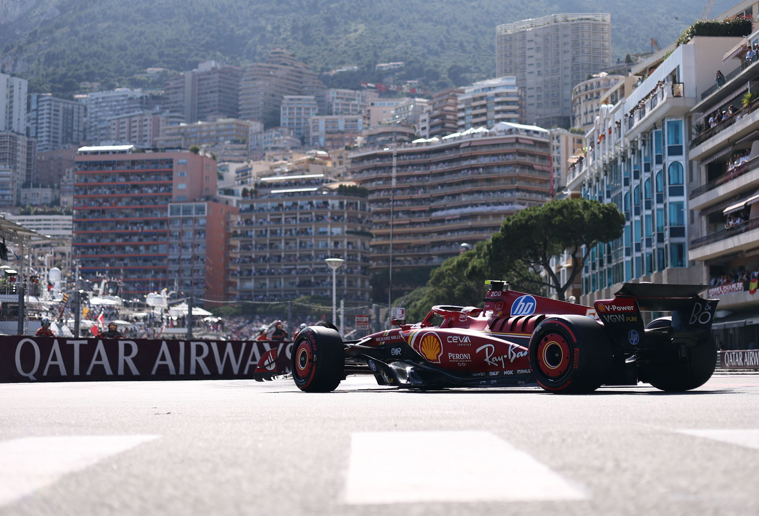 Leclerc gana en Mónaco y Sainz acaba tercero