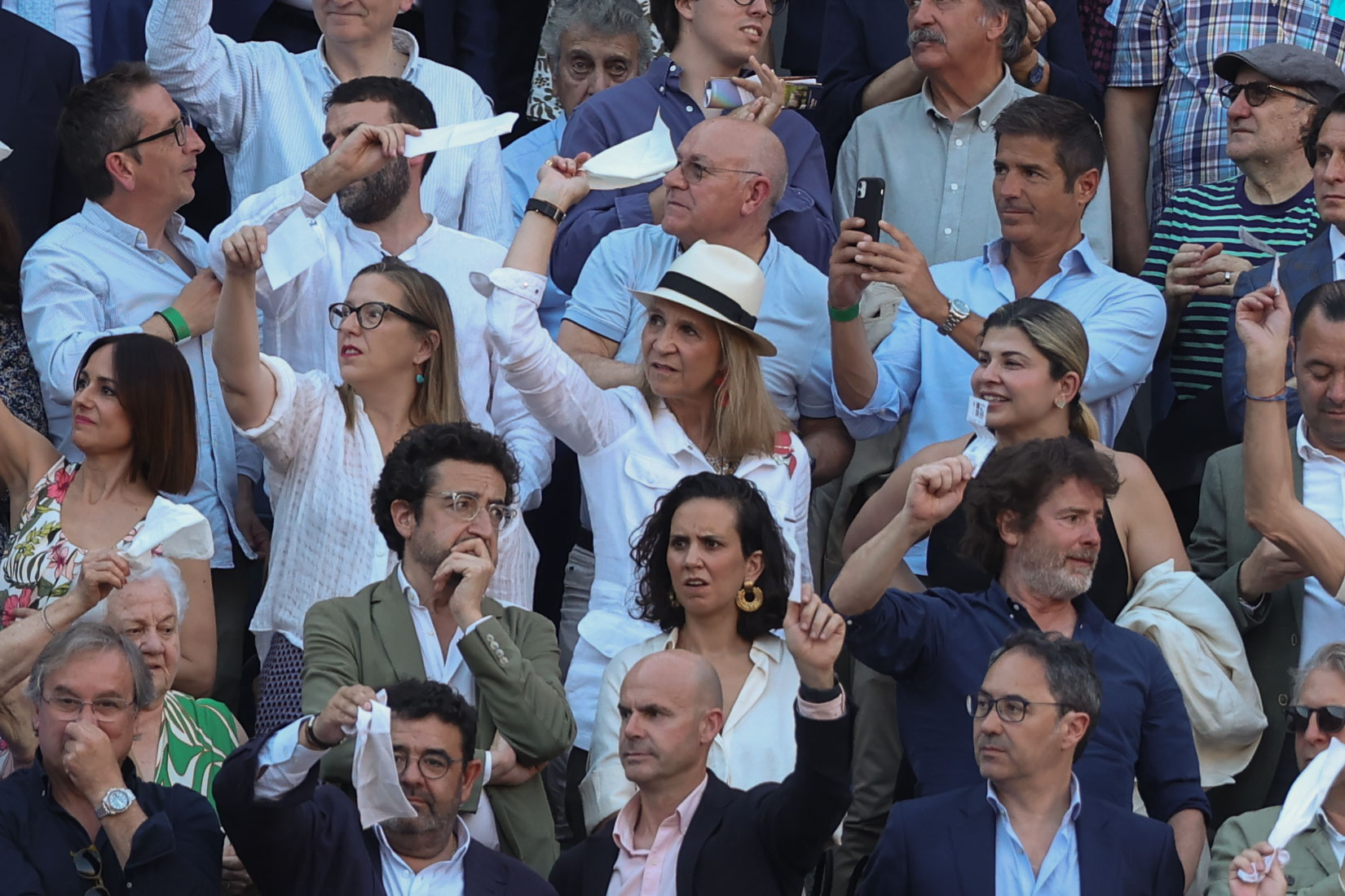 infanta-elena-toros-las-ventas.jpg