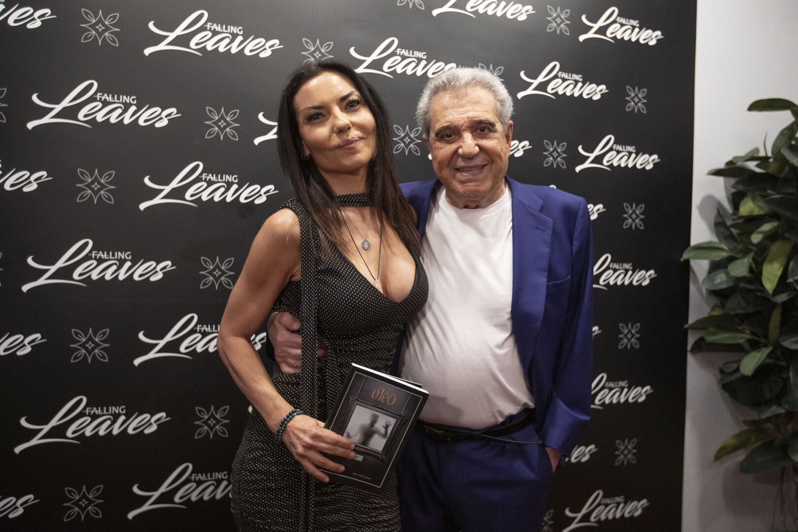 Mari Cielo Pajares escenifica la reconciliación con su padre en la  presentación de su libro - Chic