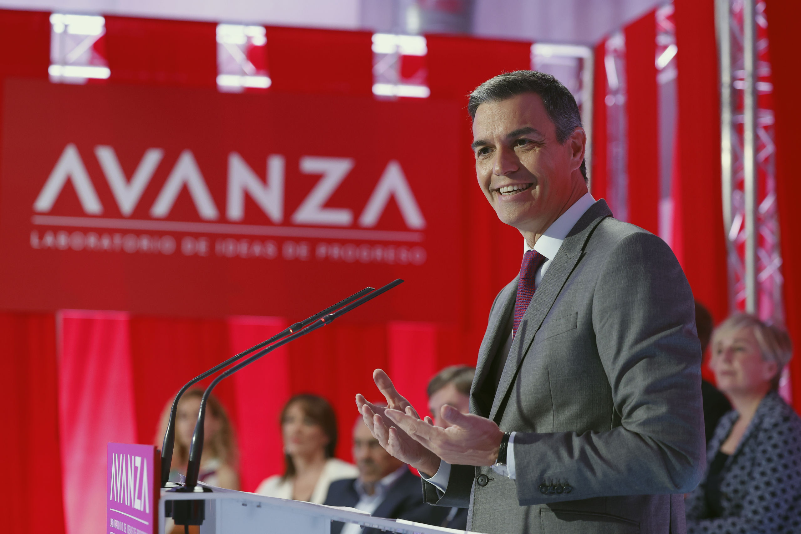 El alcalde de La Unión acusa a Sánchez de plagio tras presentar su nueva fundación
