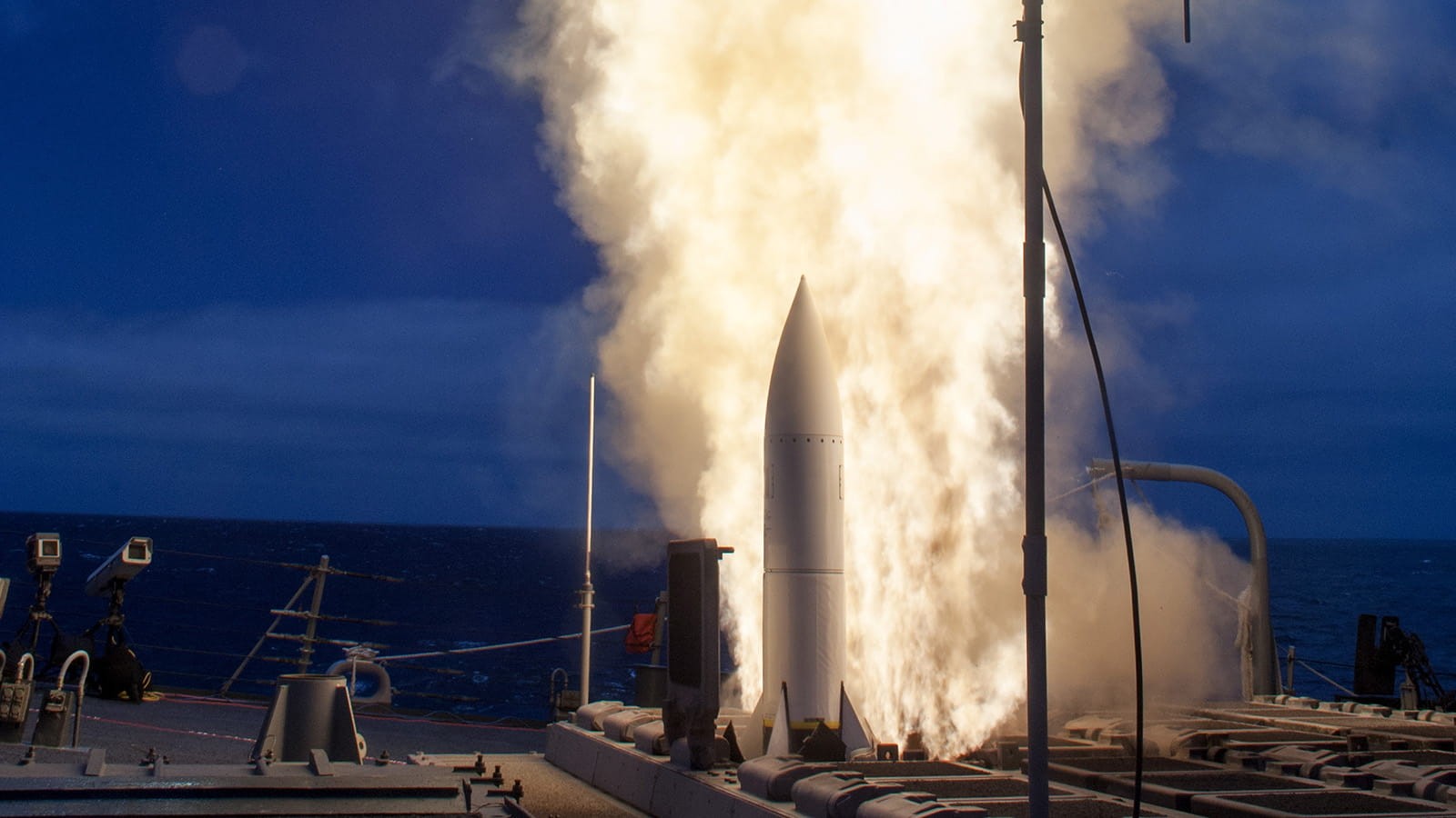 Estados Unidos anuncia el despliegue de misiles de largo alcance en Alemania y Rusia amenaza con "una respuesta militar"
