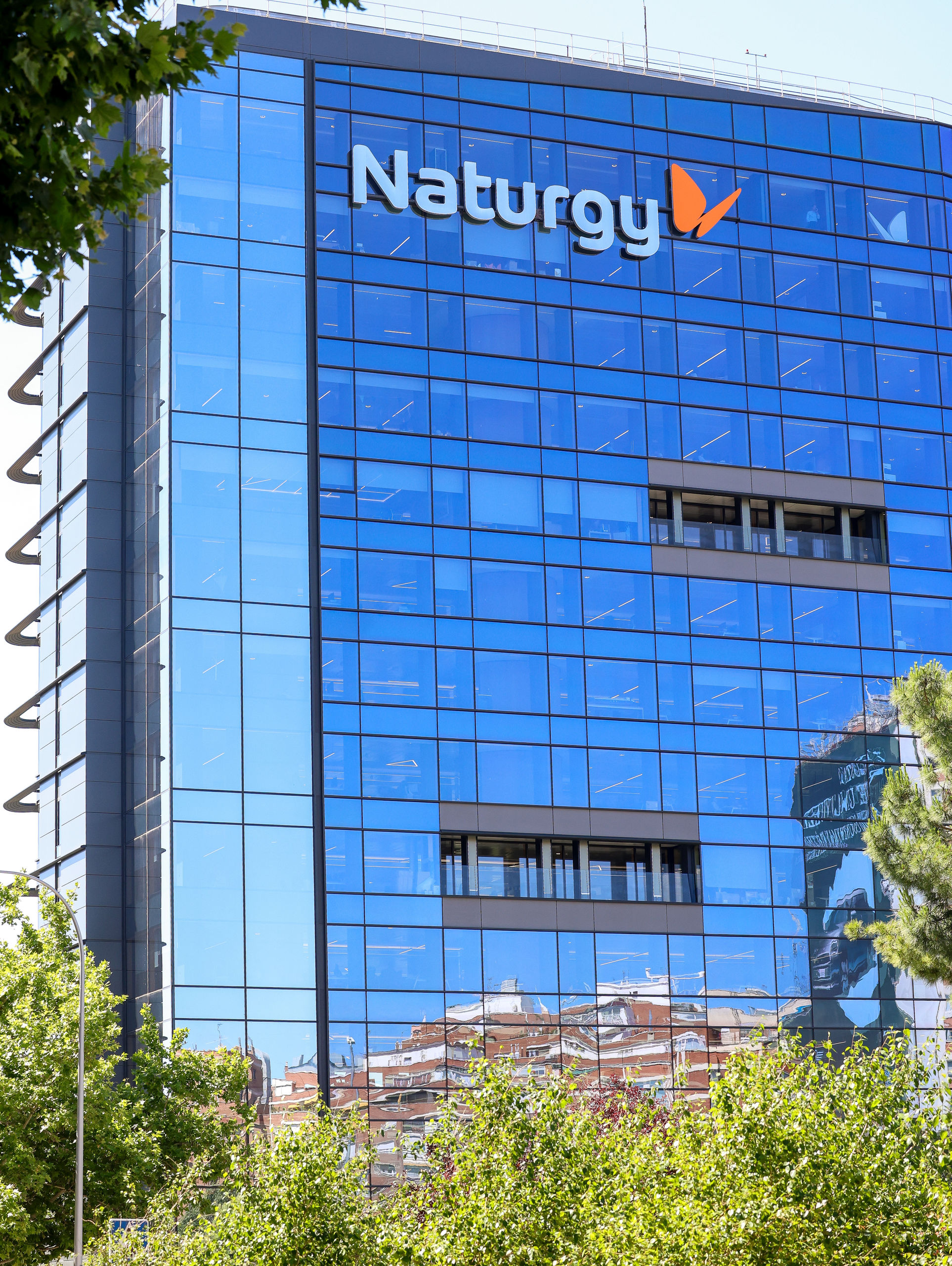Naturgy y Sonatrach firman un nuevo acuerdo en el precio de su contrato de suministro de gas
