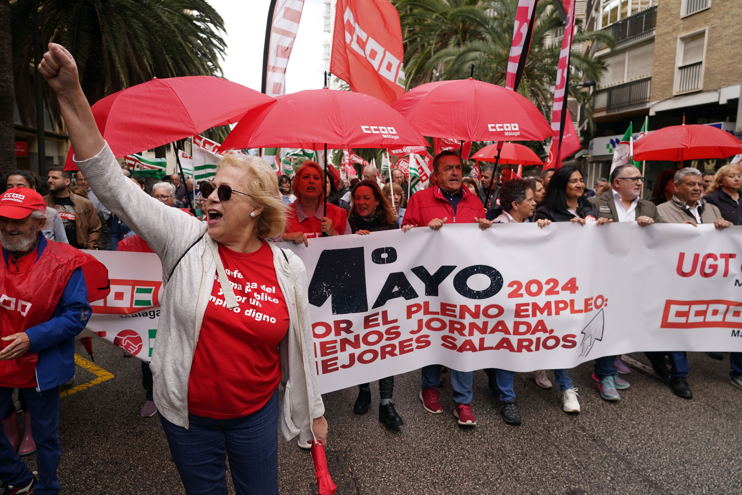 El PSOE planea un choque de civilizaciones: que los sindicatos controlen la IA para garantizar "derechos"