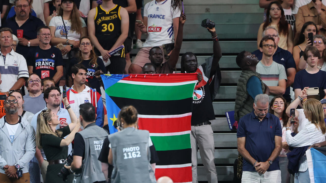 Francia la sigue liando con la organización de los Juegos: esperpéntico momento con el himno de Sudán del Sur