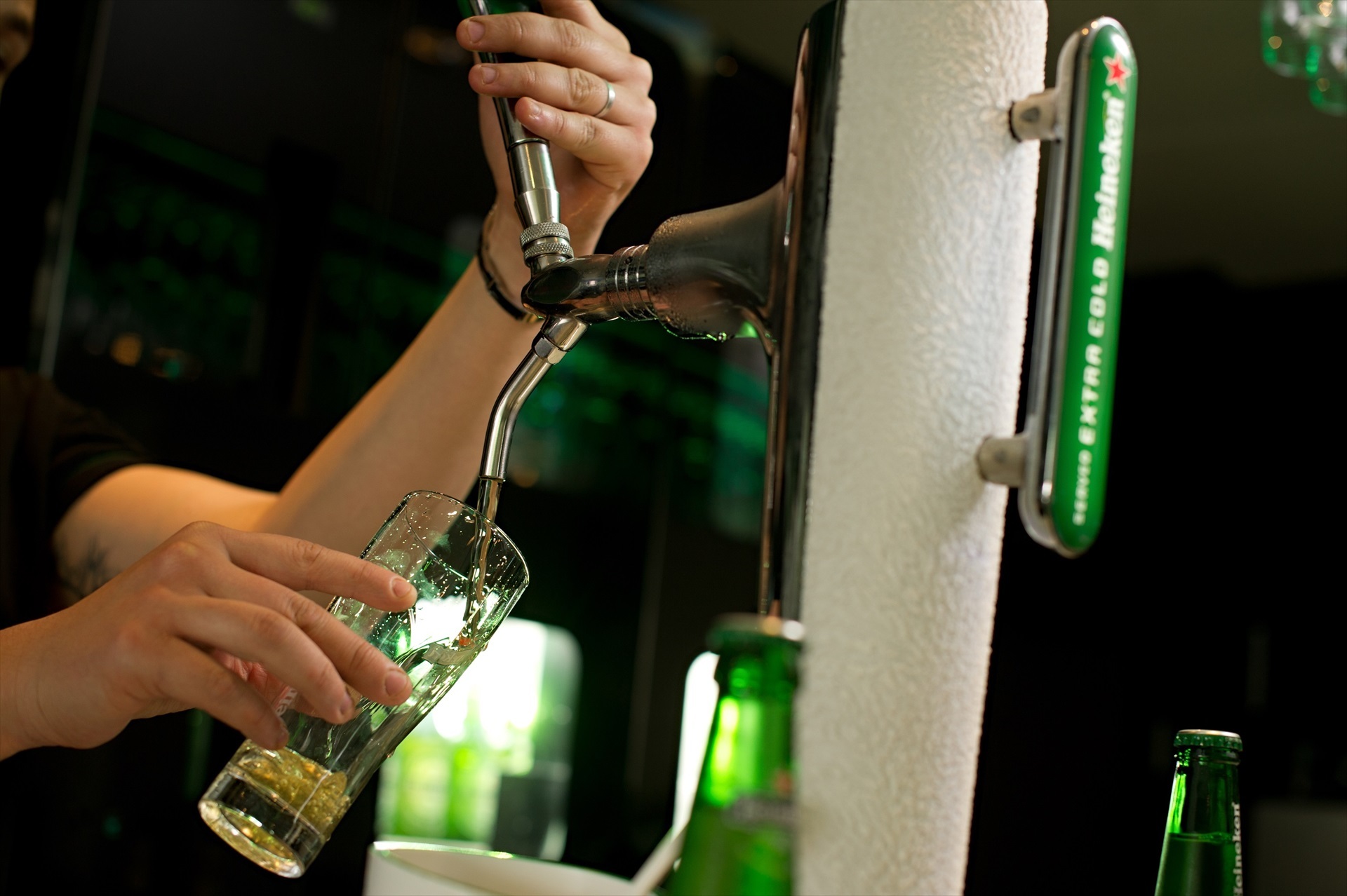 Heineken pierde 95 millones hasta junio tras el deterioro de su participación en la china CR Beer