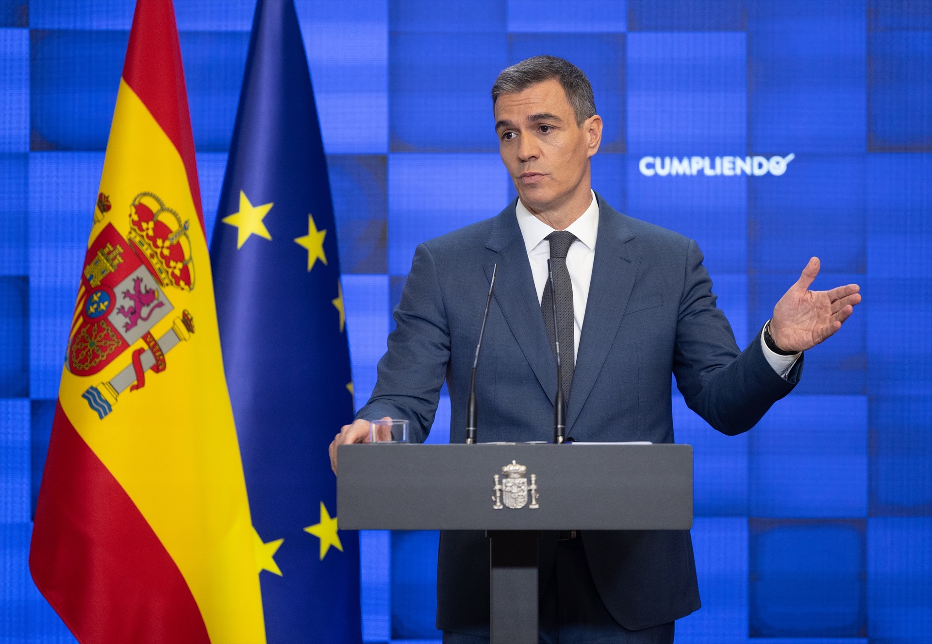Sánchez vende España a los independentistas: el disparate económico que se avecina
