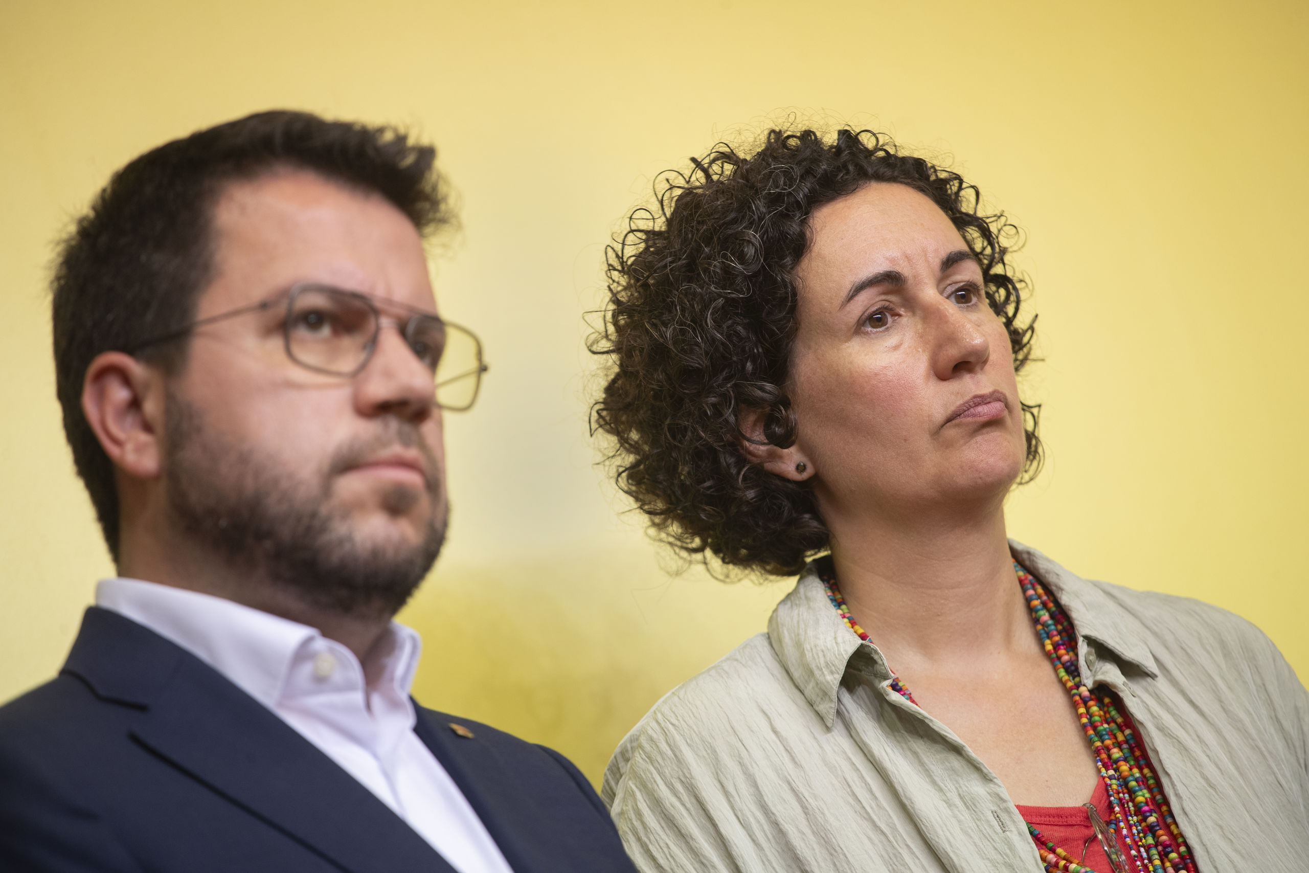 Nervios en ERC: Rovira defiende el acuerdo con el PSC y pide a Puigdemont que no se deje detener