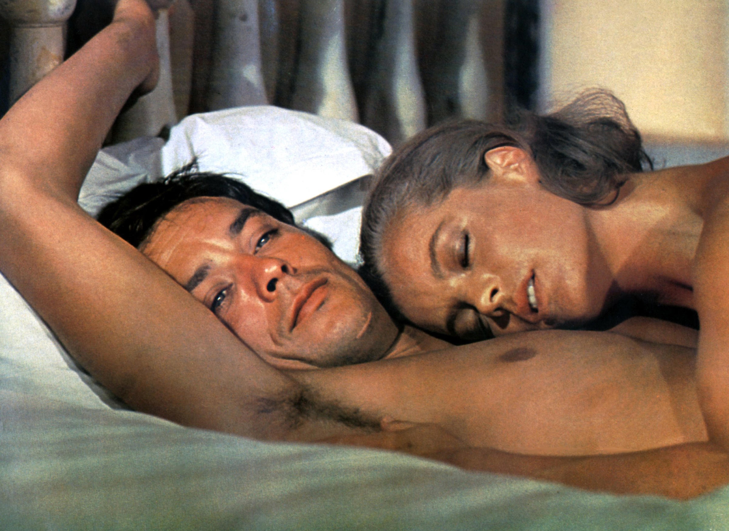 alain-delon-romy-schneider-la-piscina.jpg