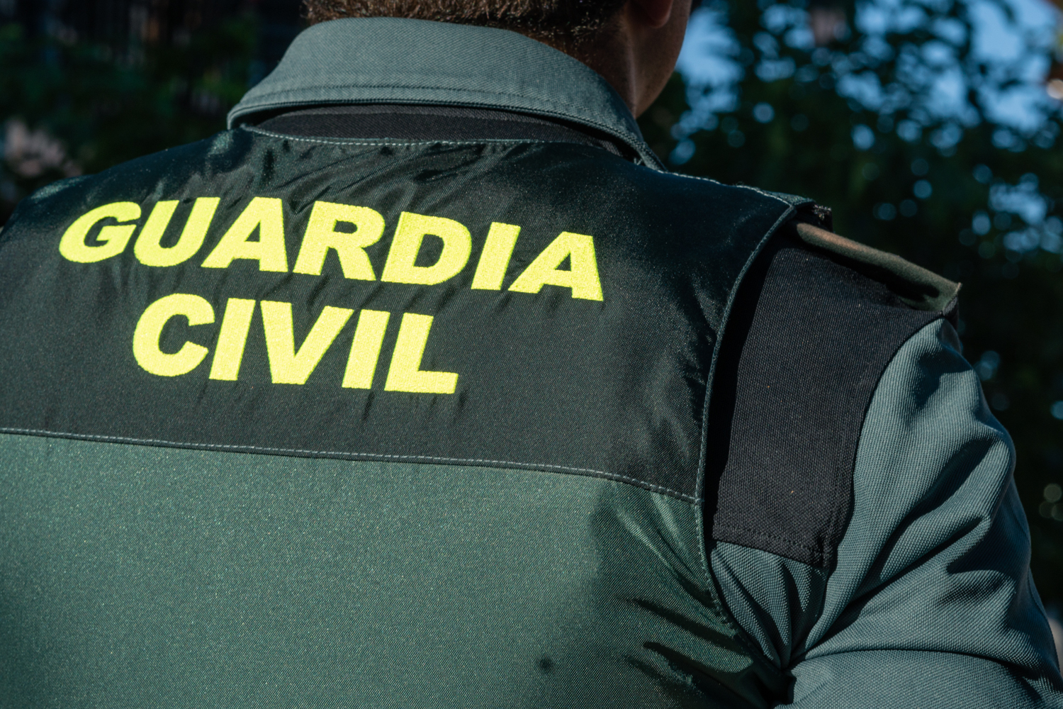 Un guardia civil en estado grave tras ser arrollado cuando intentaba detener a un hombre en Málaga