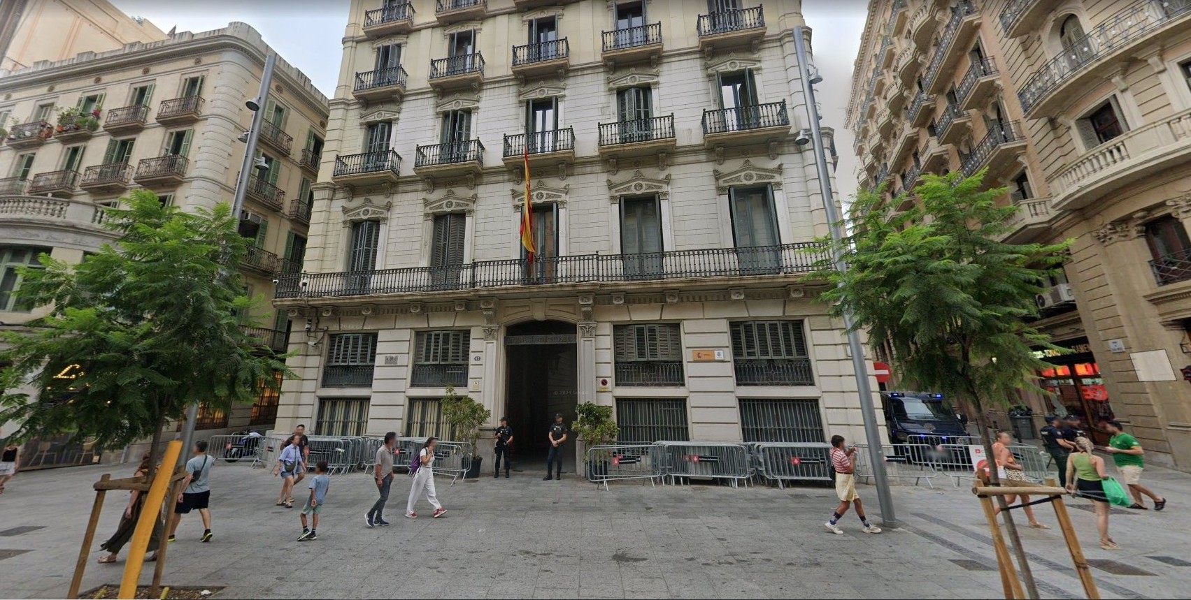El Gobierno cede ante el separatismo y declara la Jefatura de Vía Layetana &quot;Lugar de Memoria Democrática&quot;