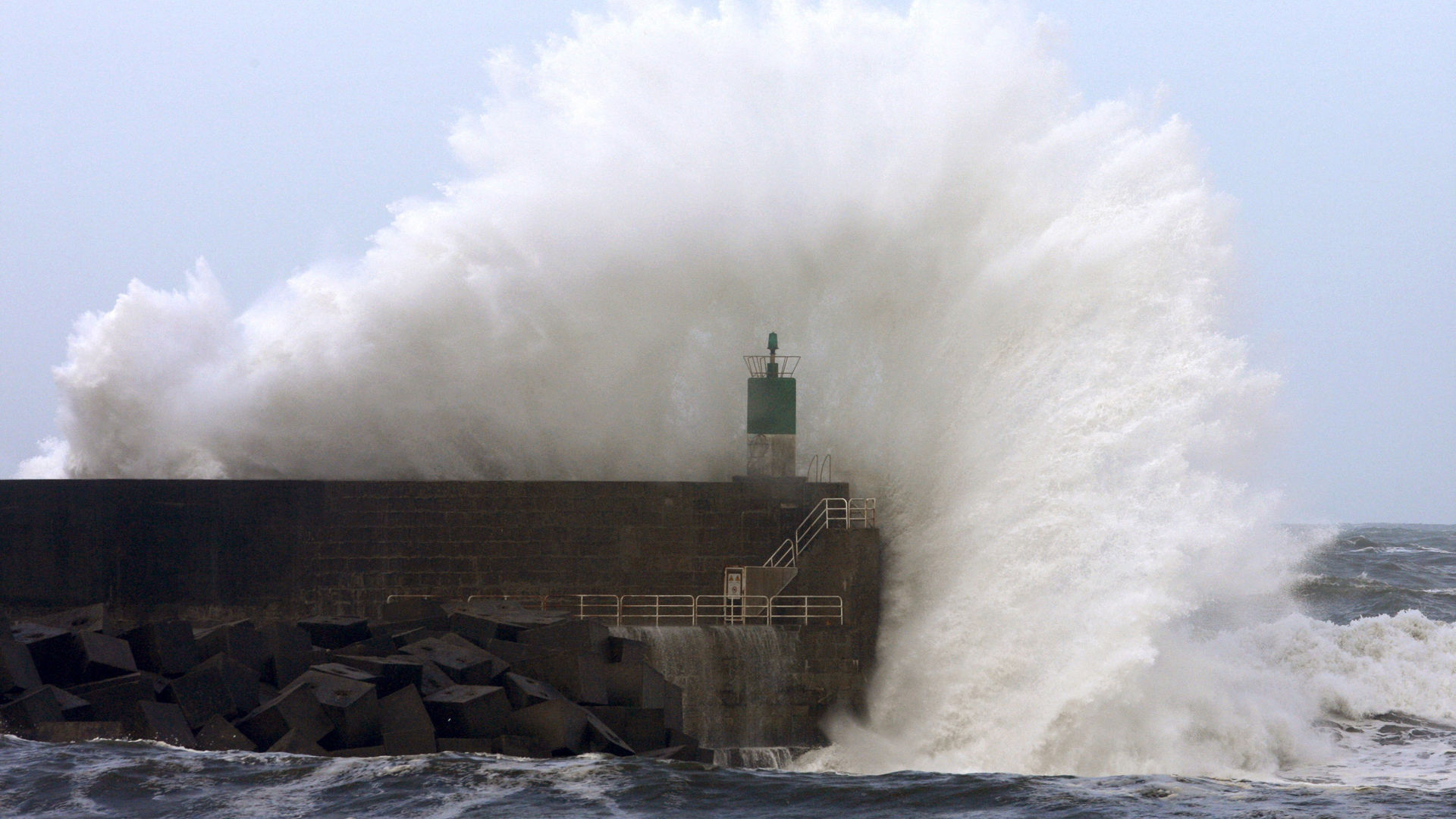 La AEMET Alerta De Un Tiempo Extremadamente Inestable Para La Víspera ...