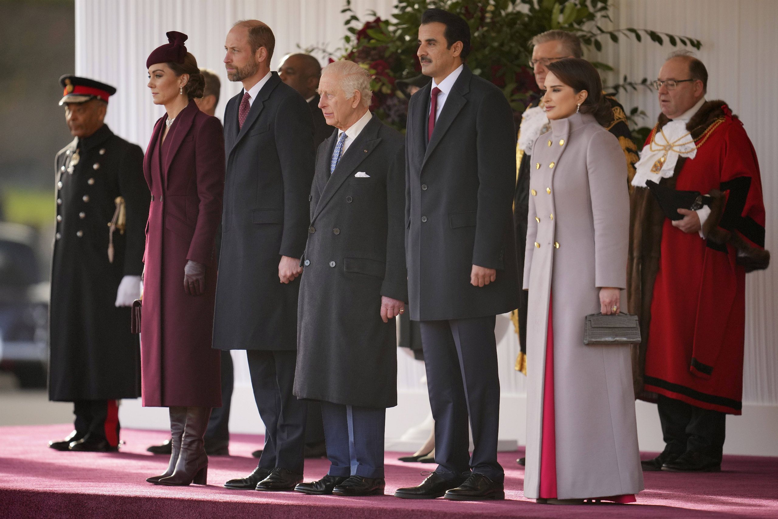 visita-estado-emir-catar-carlos-iii.jpg