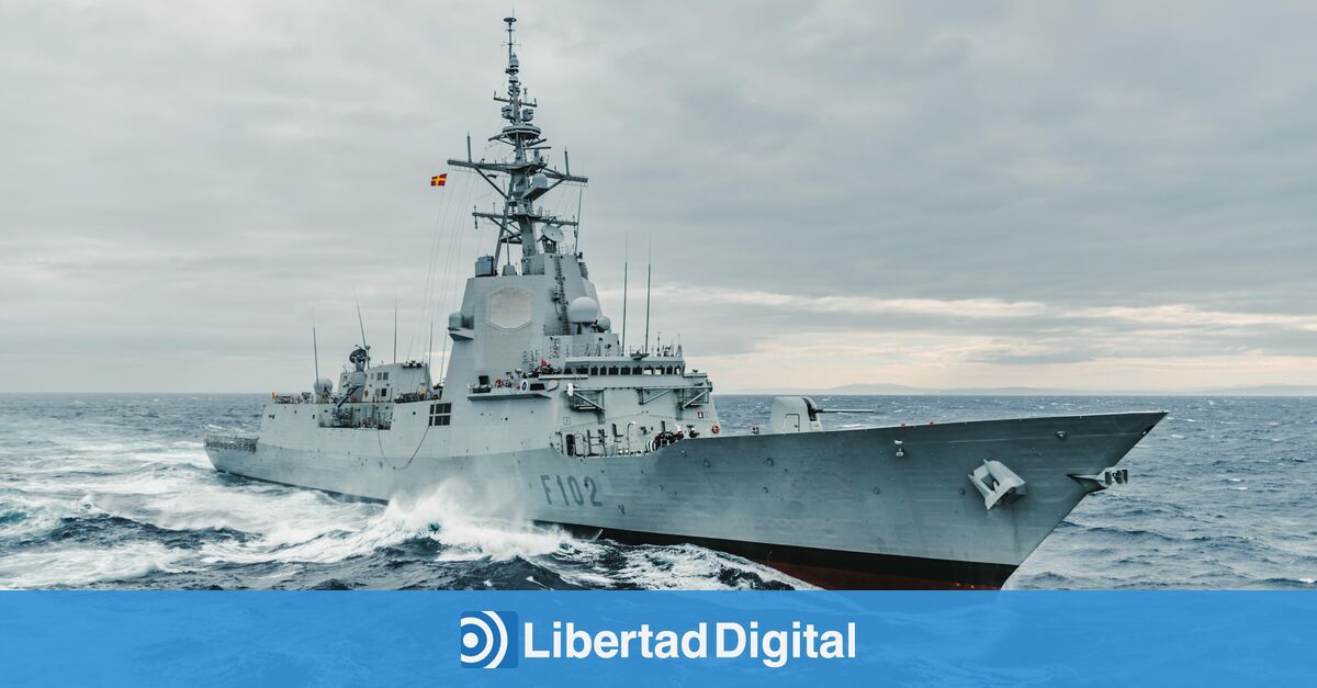 Una fragata de la Armada controla el tránsito de un buque de guerra ruso por toda la costa norte española