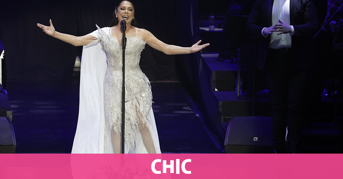 Los mensajes y la reconciliación de Isabel Pantoja en su concierto más