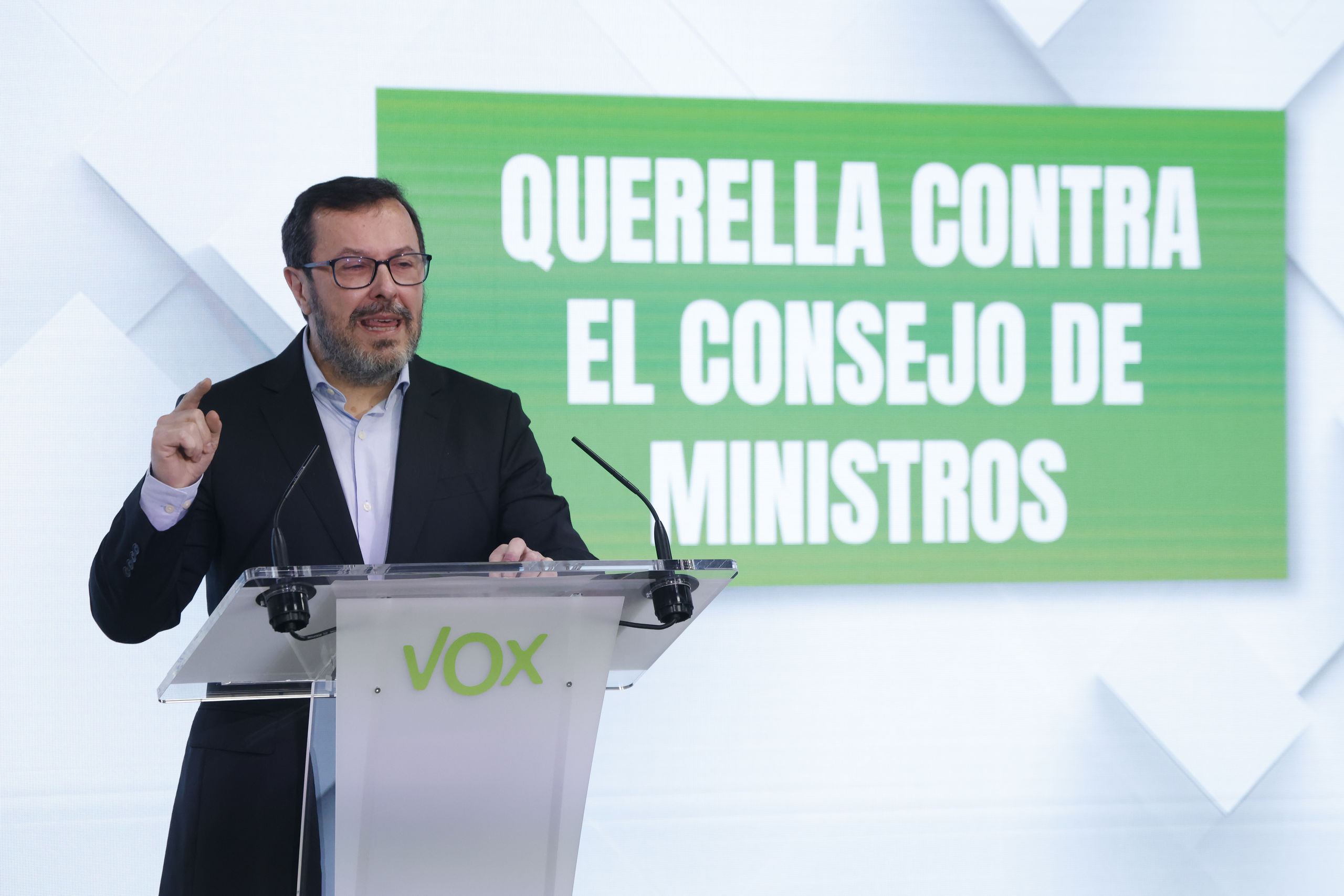 Vox se querella contra el Gobierno por la cesión del palacete al PNV