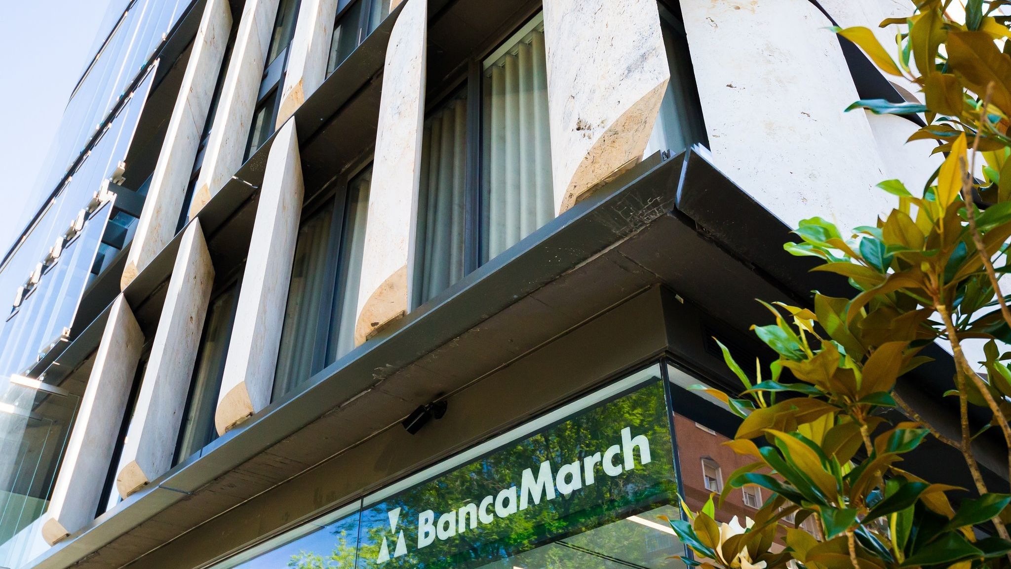 Banca March recomienda invertir en acciones de EE UU y en deuda corporativa europea