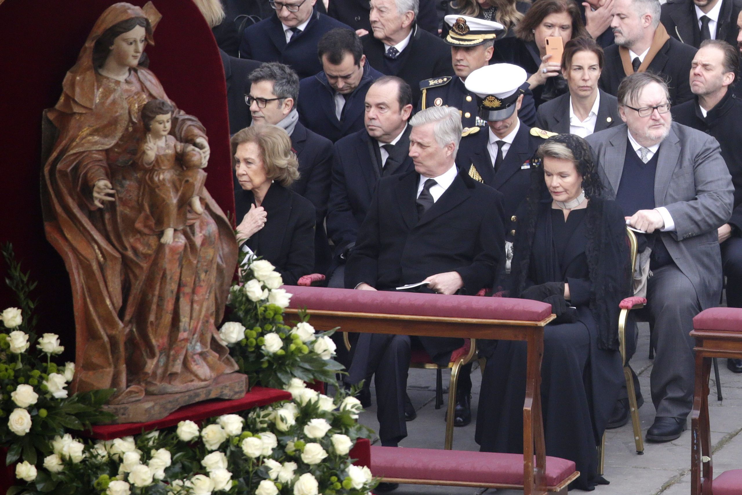funeral-benedicto-xvi-reina-sofia.jpg