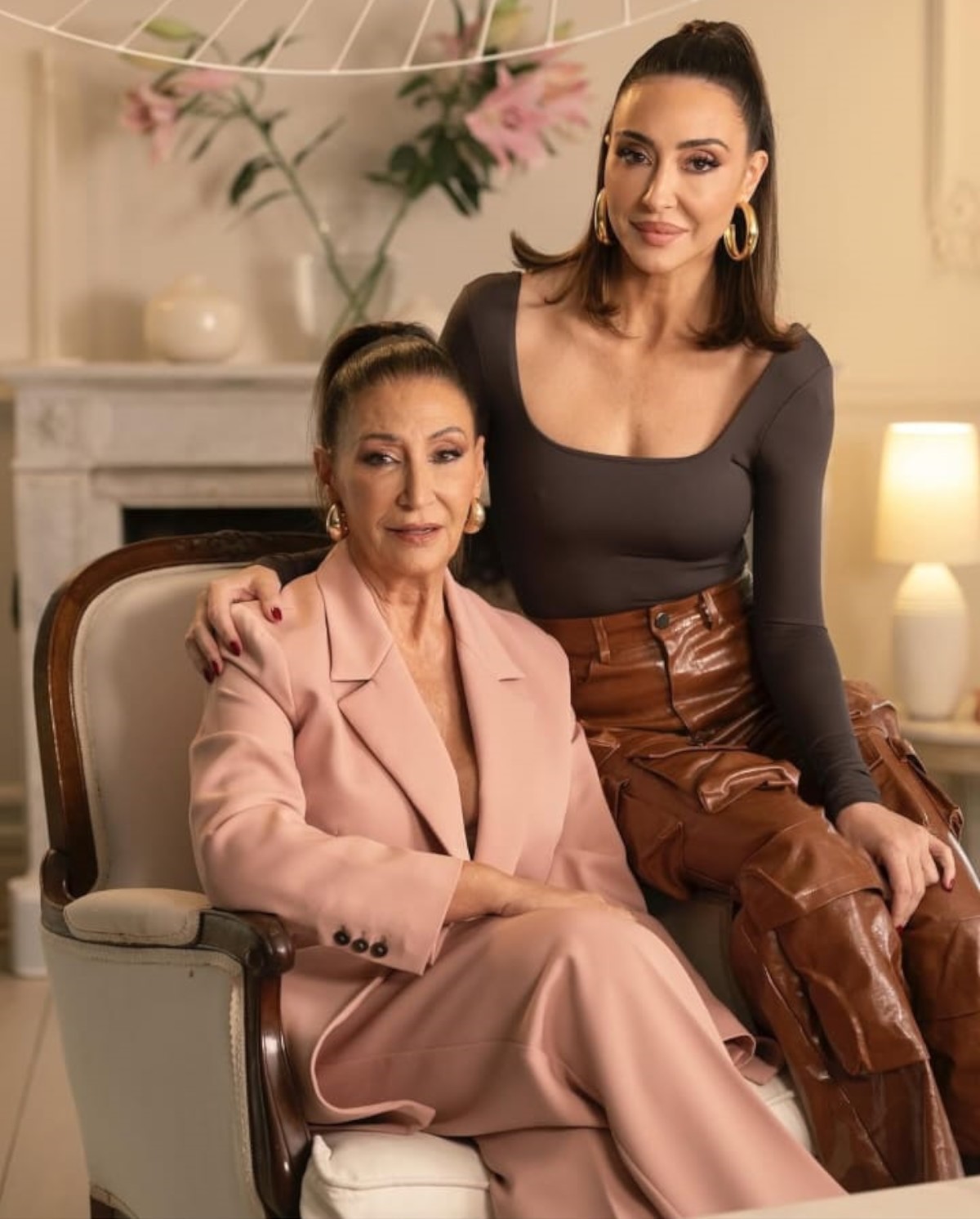 Así es Rocío, la no tan conocida hermana de Vicky Martín Berrocal que se  suma al reality 'Las Berrocal' - Chic