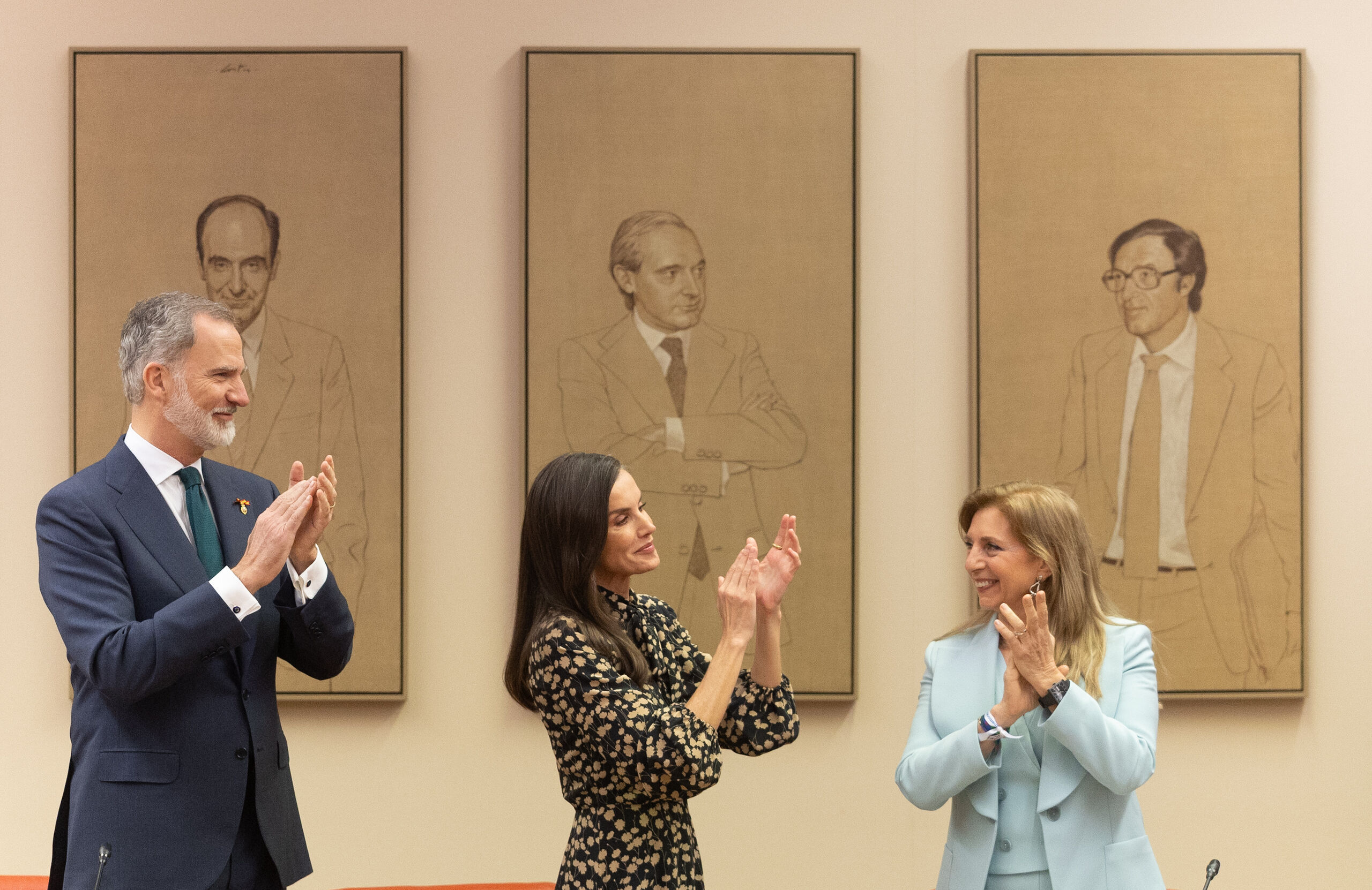 felipe-letizia-presidenta-consejo-estatal-pueblo-gitano.jpg