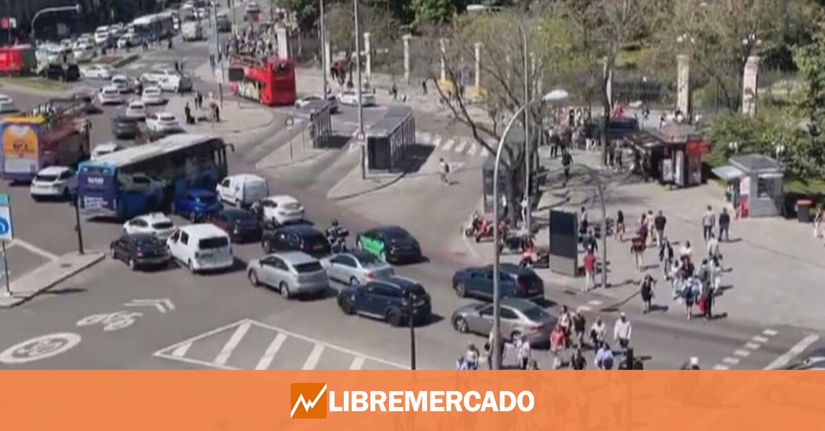 Impactantes vídeos del caos durante el apagón que afecta a España