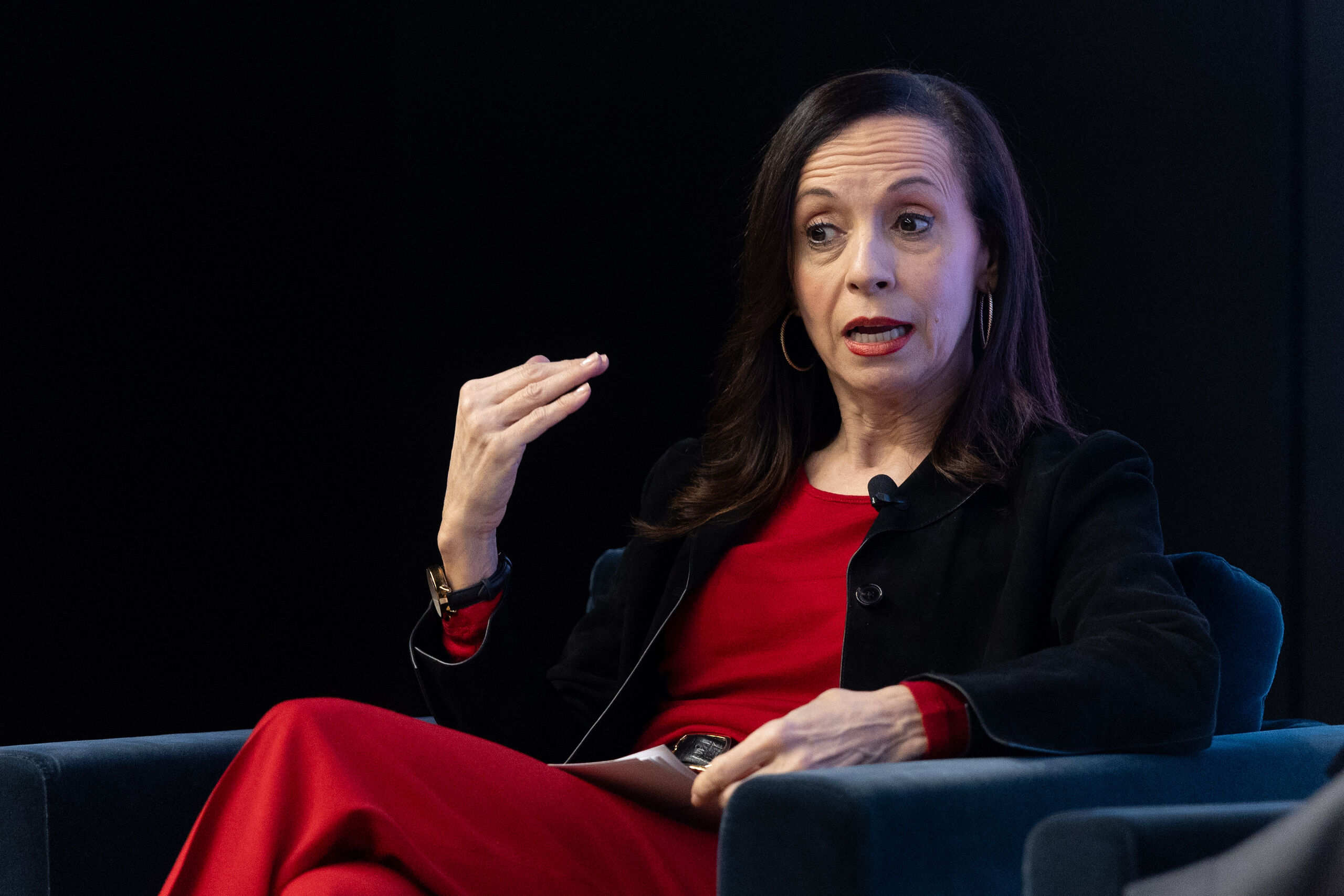 Beatriz Corredor aparece casi 48 horas después del apagón: "No volverá a ocurrir"